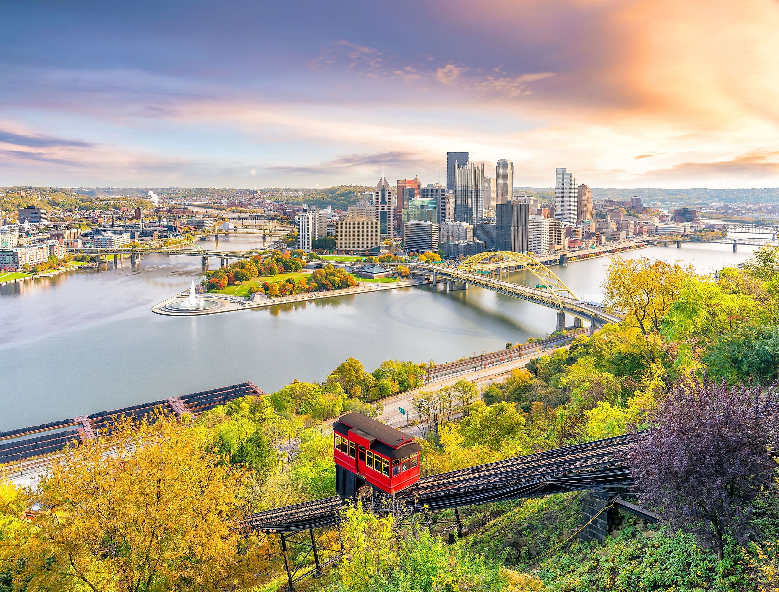 Downtown skyline of Pittsburgh, Pennsylvania at sunset. Image credit f11photo via shutterstock