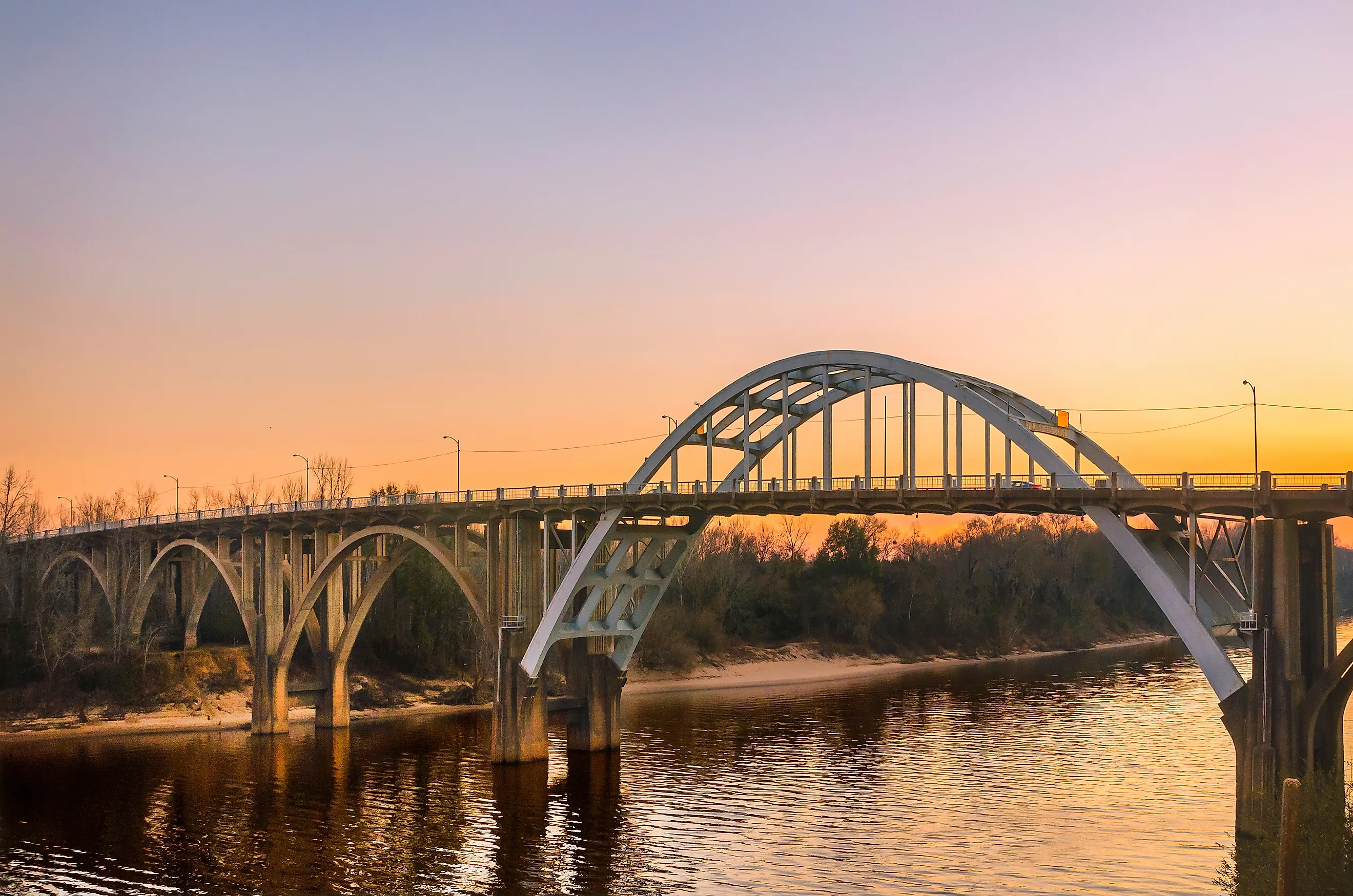 Edmund Pettus Bridge in Selma, Alabama. Image Credit: Carmen K. Sisson / Shutterstock