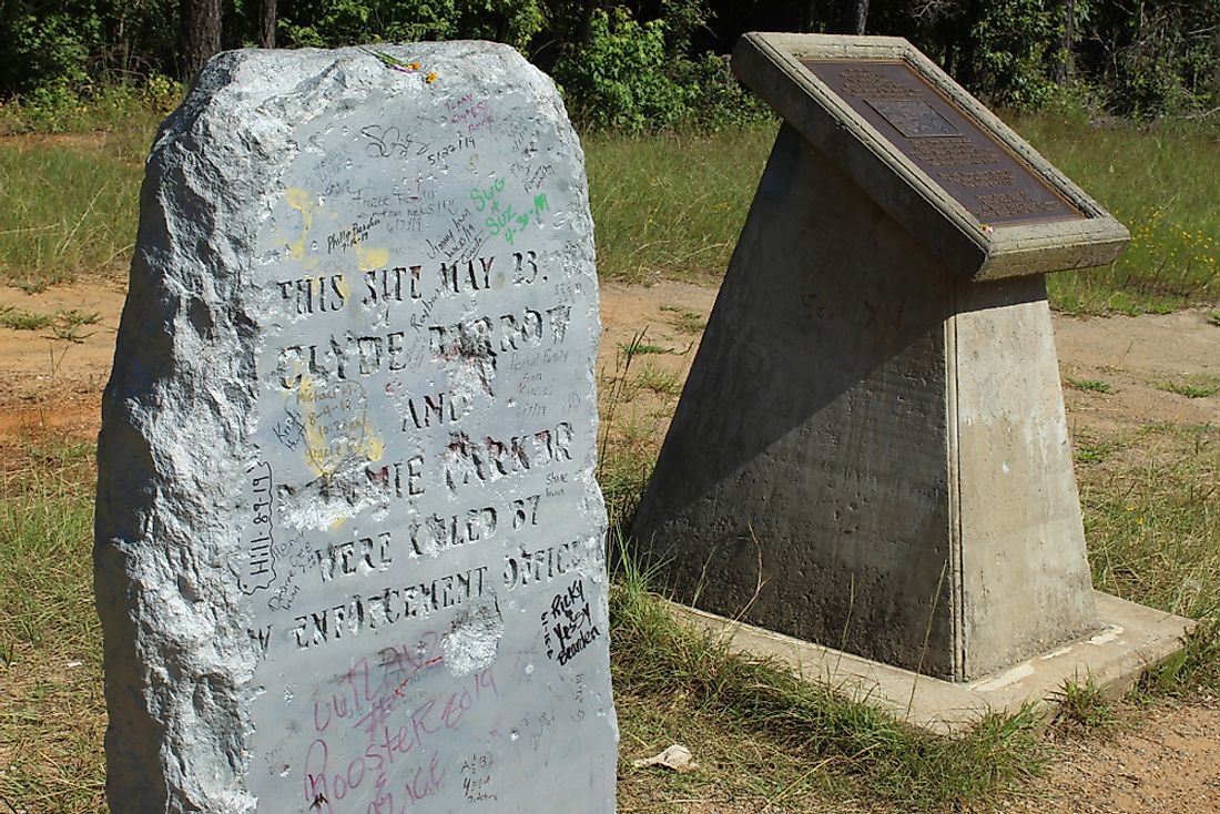 Bonnie and Clyde Ambush Site Bienville Parish outside of Gibsland Louisiana USA. Credit: Tony Pirtle / Shutterstock.com