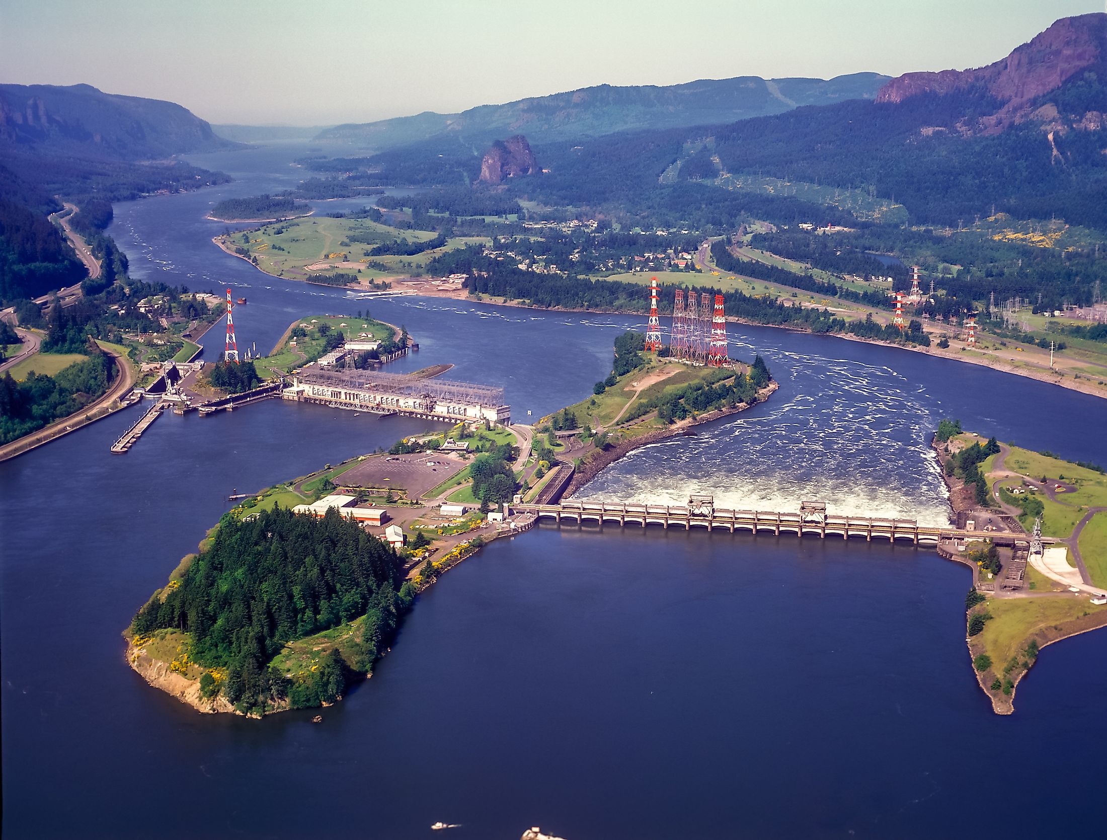 Aerial photo of Bonneville dam and the Columbia River near Cascade Locks, Oregon