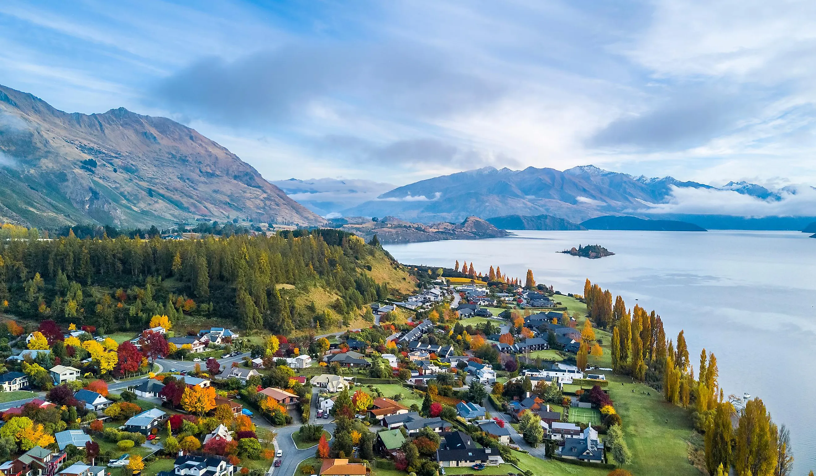 The picture-perfect town of Wanaka, New Zealand.
