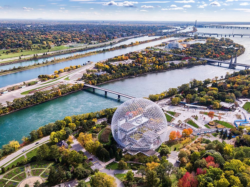 Montreal used to be what Toronto is now, the economic center of the country, up until the 1970s.