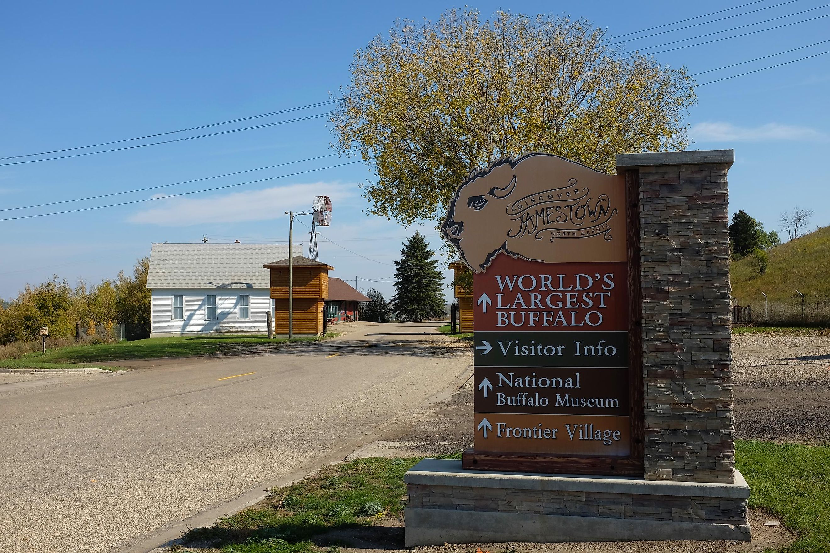 JAMESTOWN, NORTH DAKOTA - 3 OCT 2021: Sign at the entrance to Frontier Town, old style western town with original buildings from the frontier villages ...