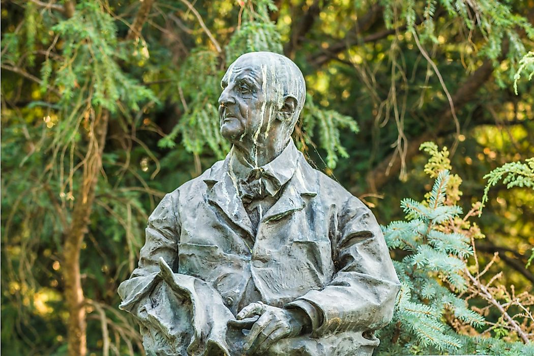 Bust of Anton Bruckner in Stadtpark, Vienna.