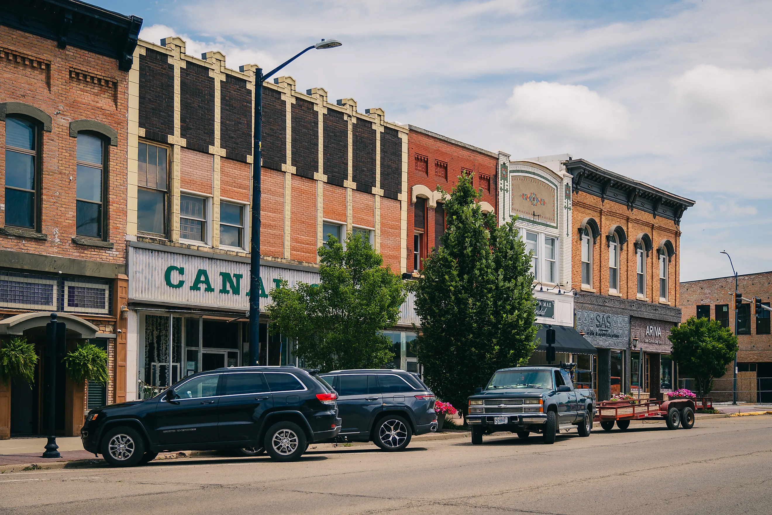 A view of First Street in La Salle, Illinois, looking northeast toward Joliet Street.