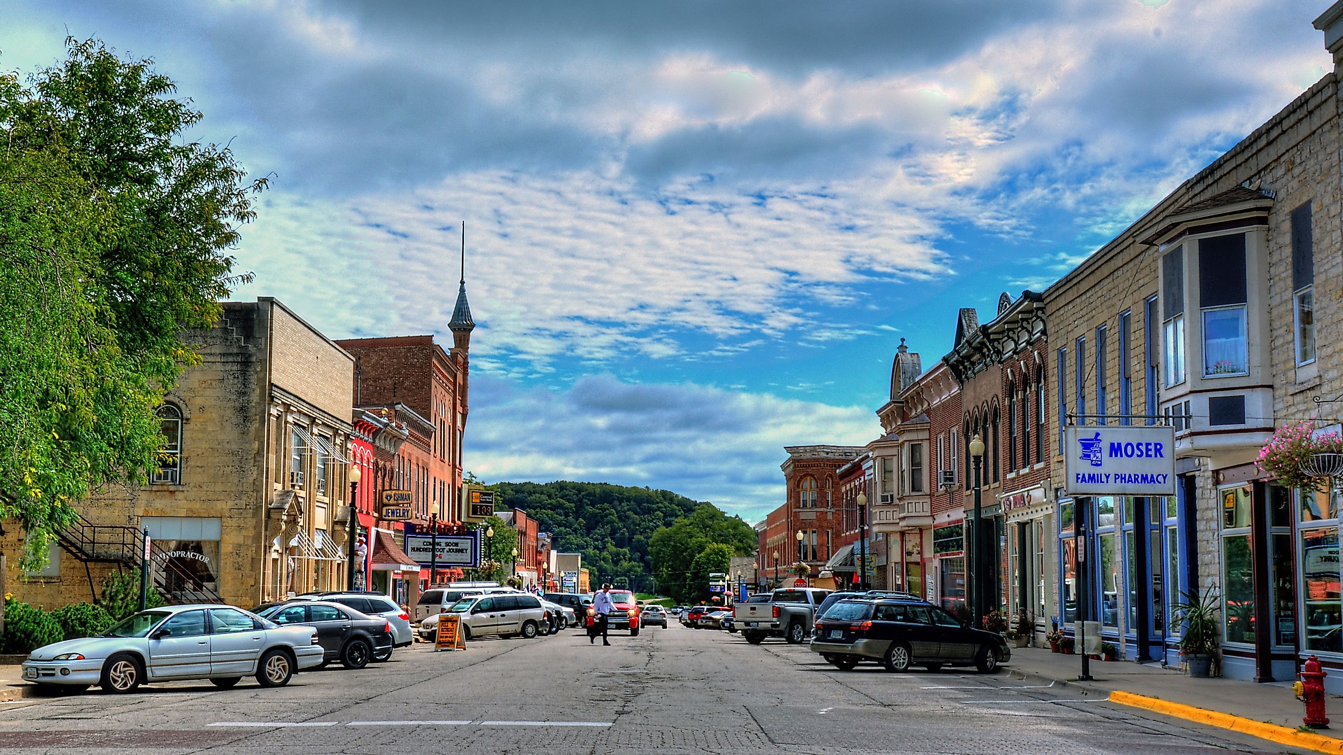 Downtown Elkader, Iowa. Image credit: Kevin Schuchmann via Wikimedia Commons.