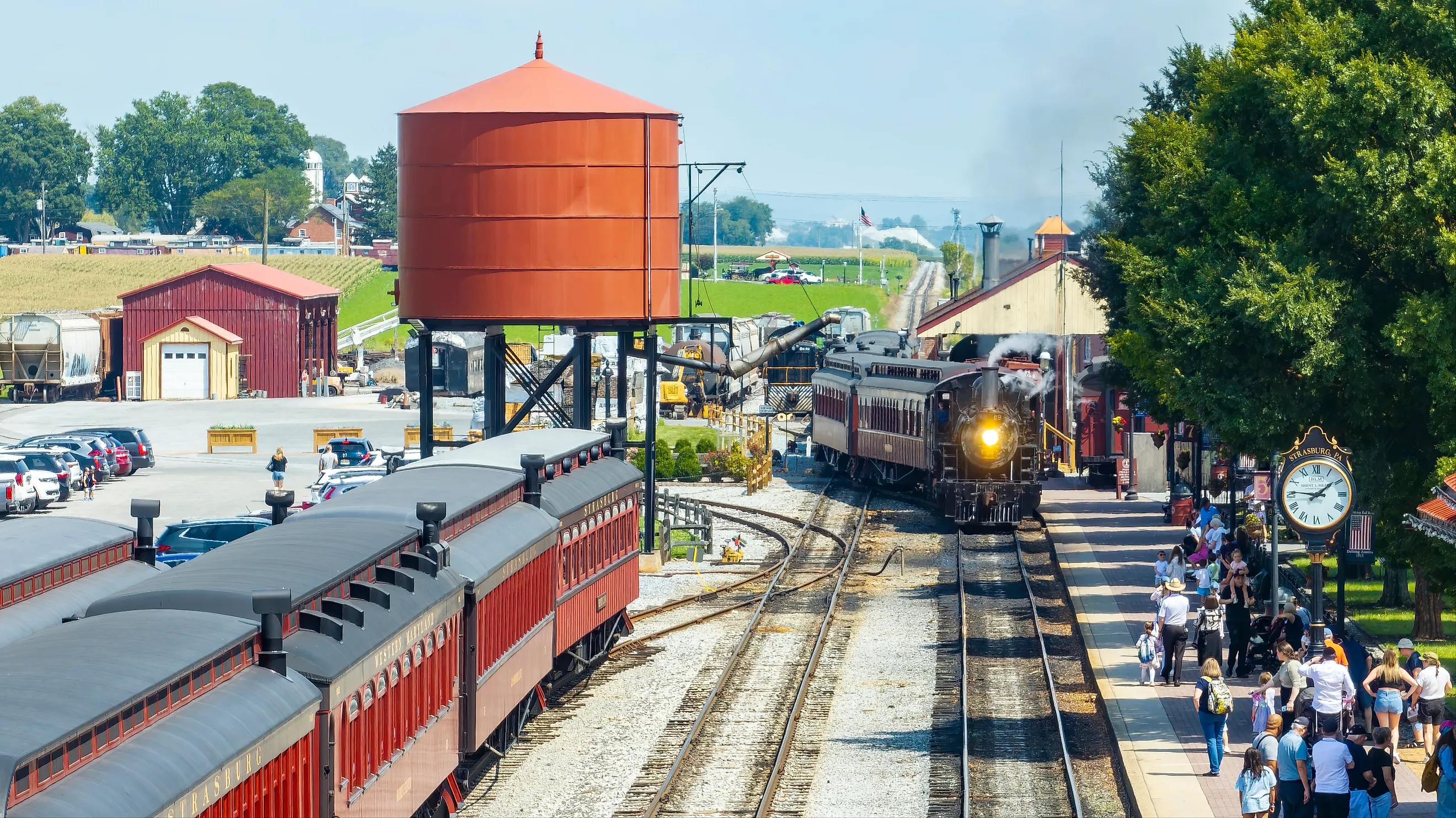 A train station in Strasburg, Pennsylvania. Image credit: Greg Kelton via Shutterstock.com.