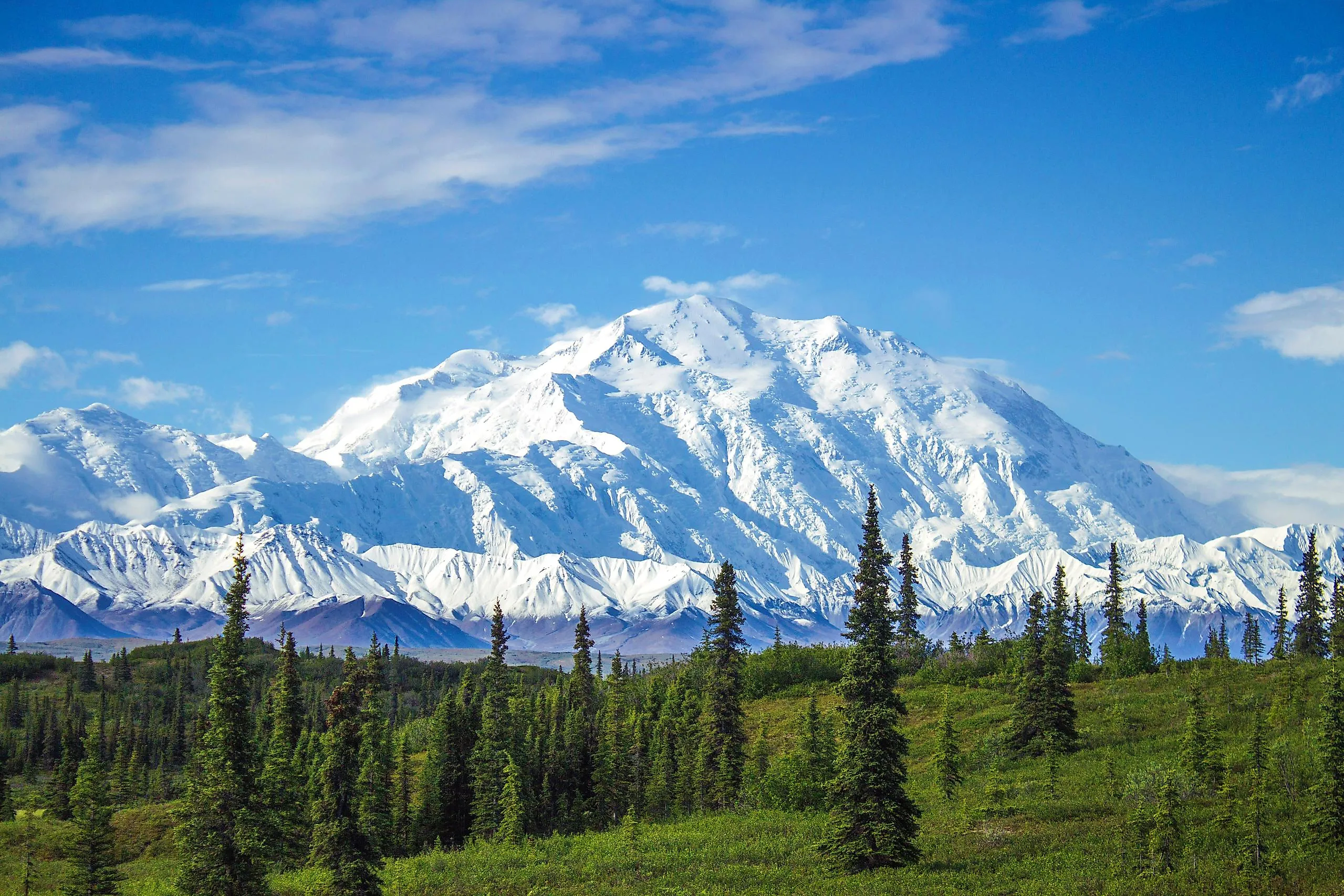 Early morning view of Mount Denali, the tallest peak in continental North America.