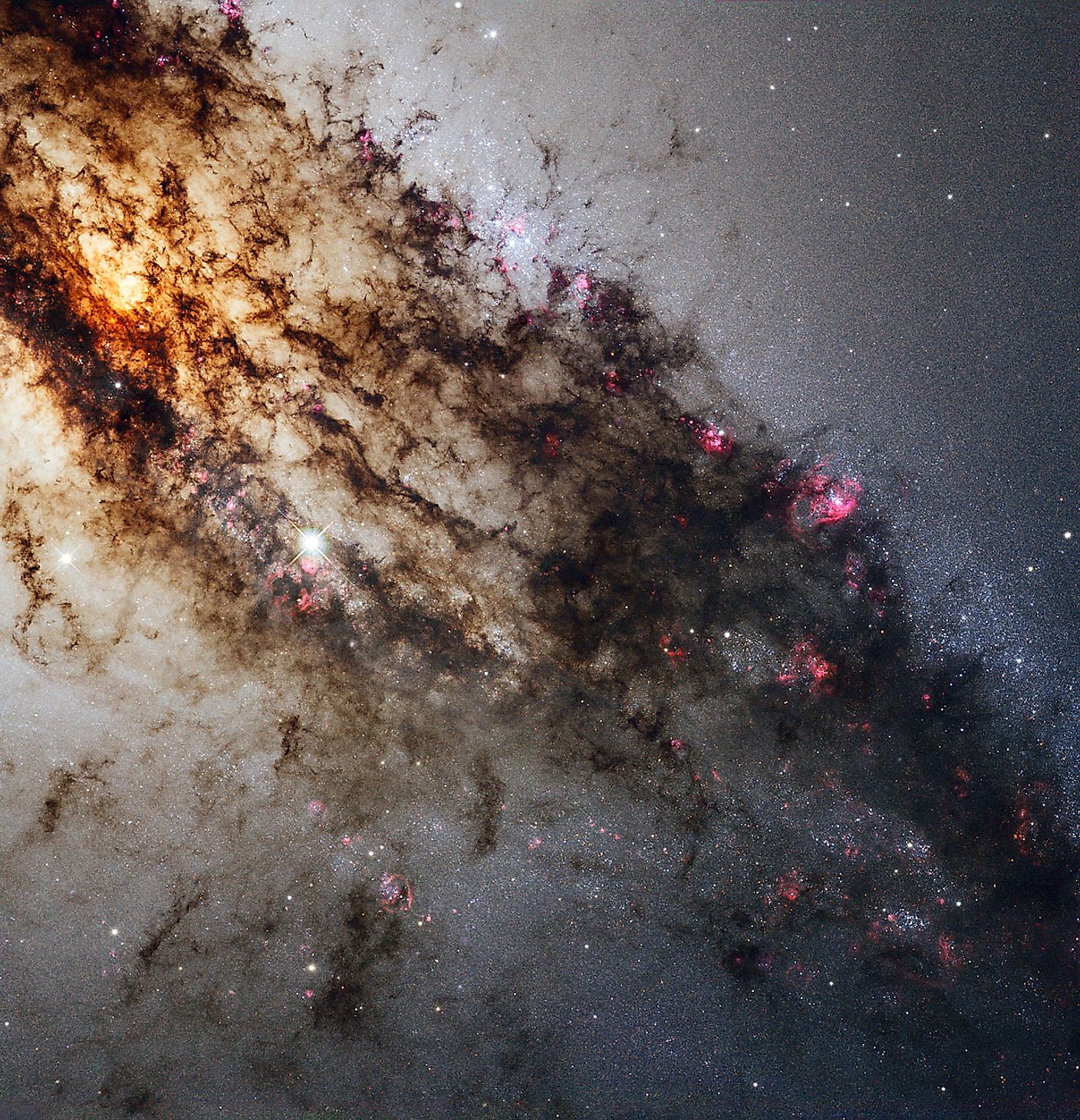 Hubble image of an active galaxy, Image credit: NASA/ESA