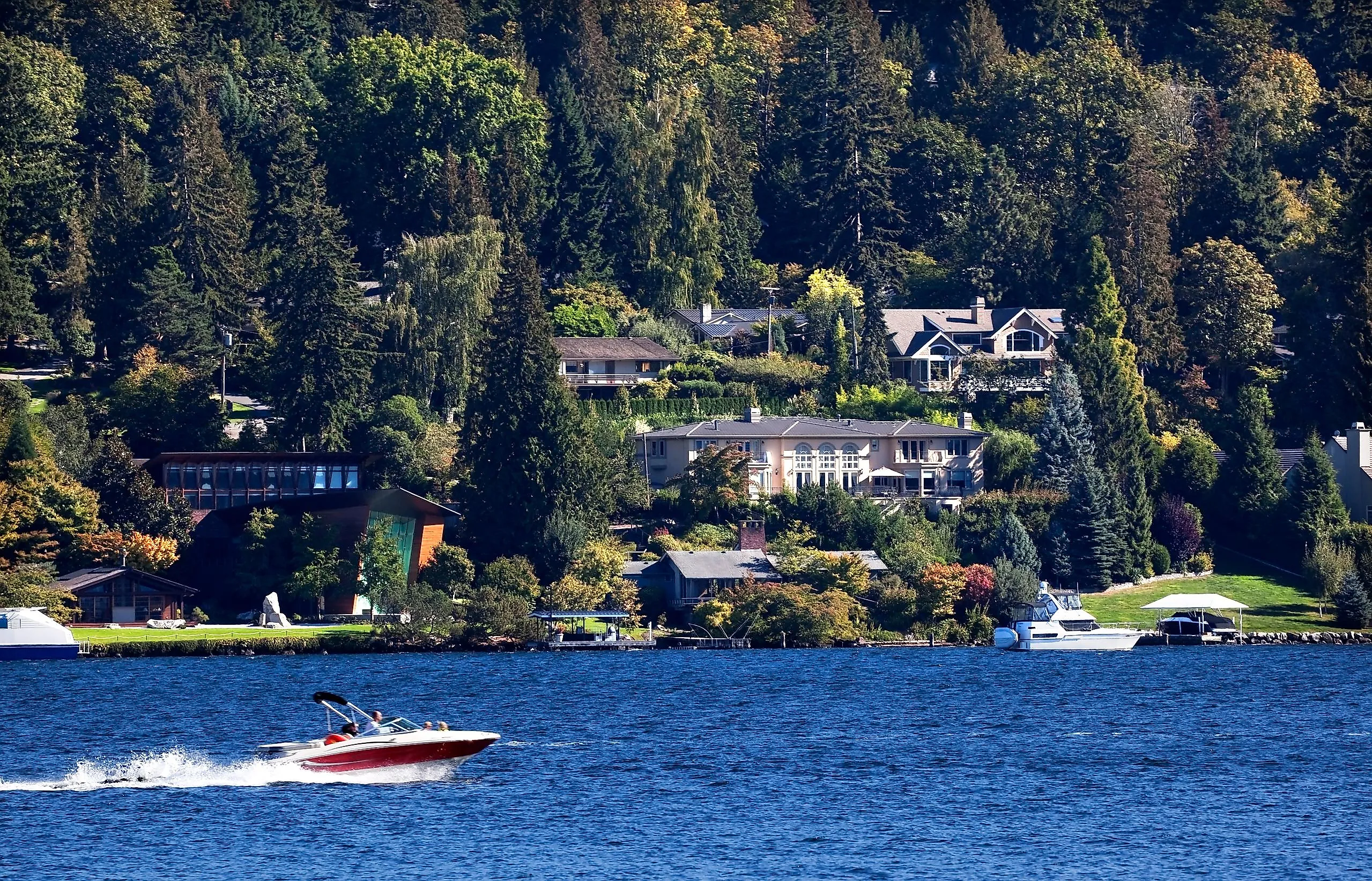 Red Speedboat on Lake, Washington State, and Mercer Island.