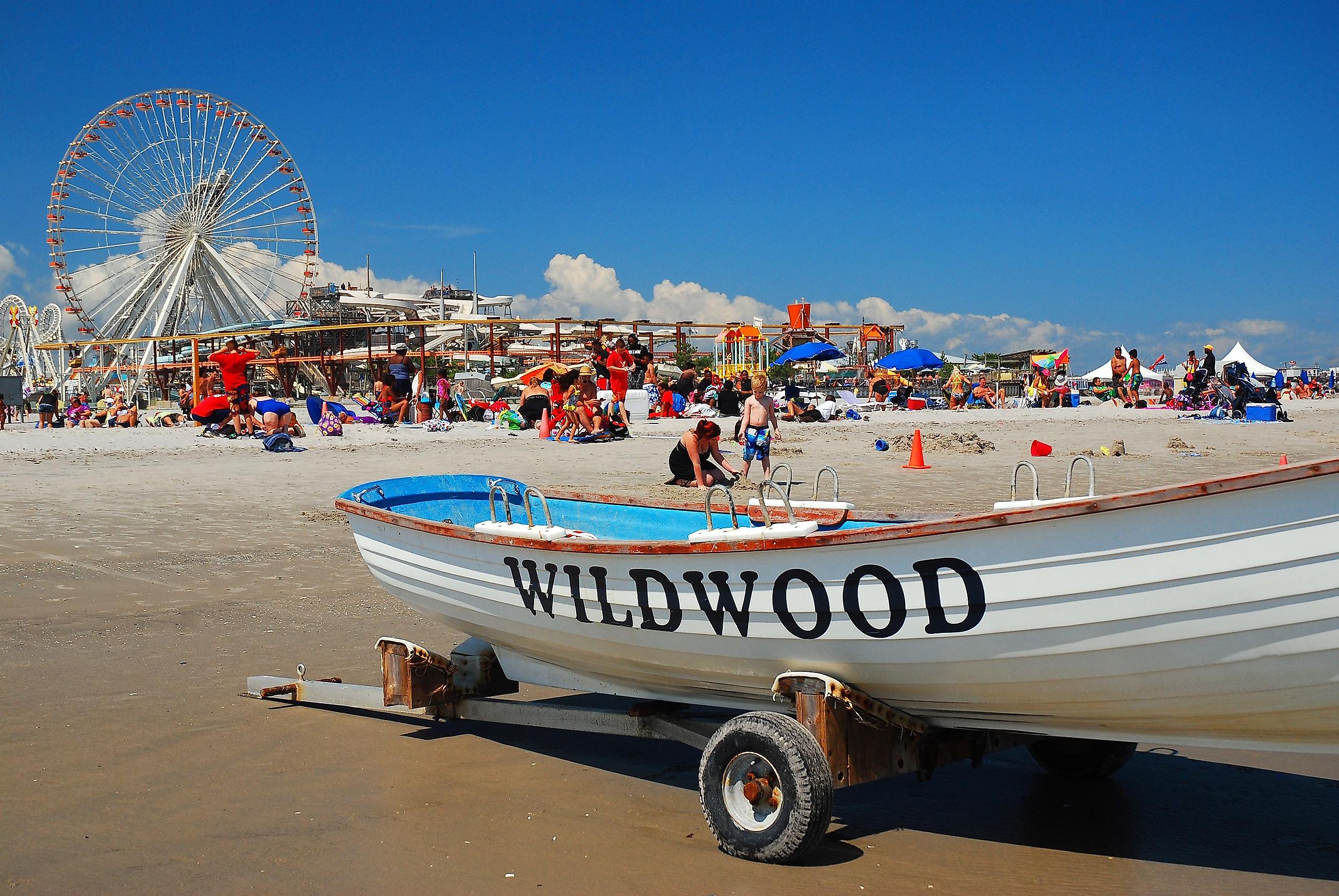 A beautiful day by the beach at Wildwood, New Jersey. Editorial credit: James Kirkikis / Shutterstock.com