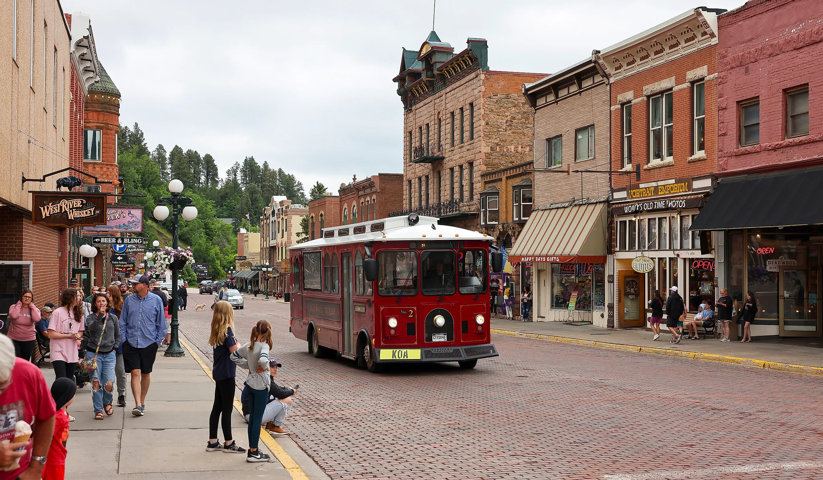 Downtown Deadwood, South Dakota. Image credit Bo Shen via Shutterstock
