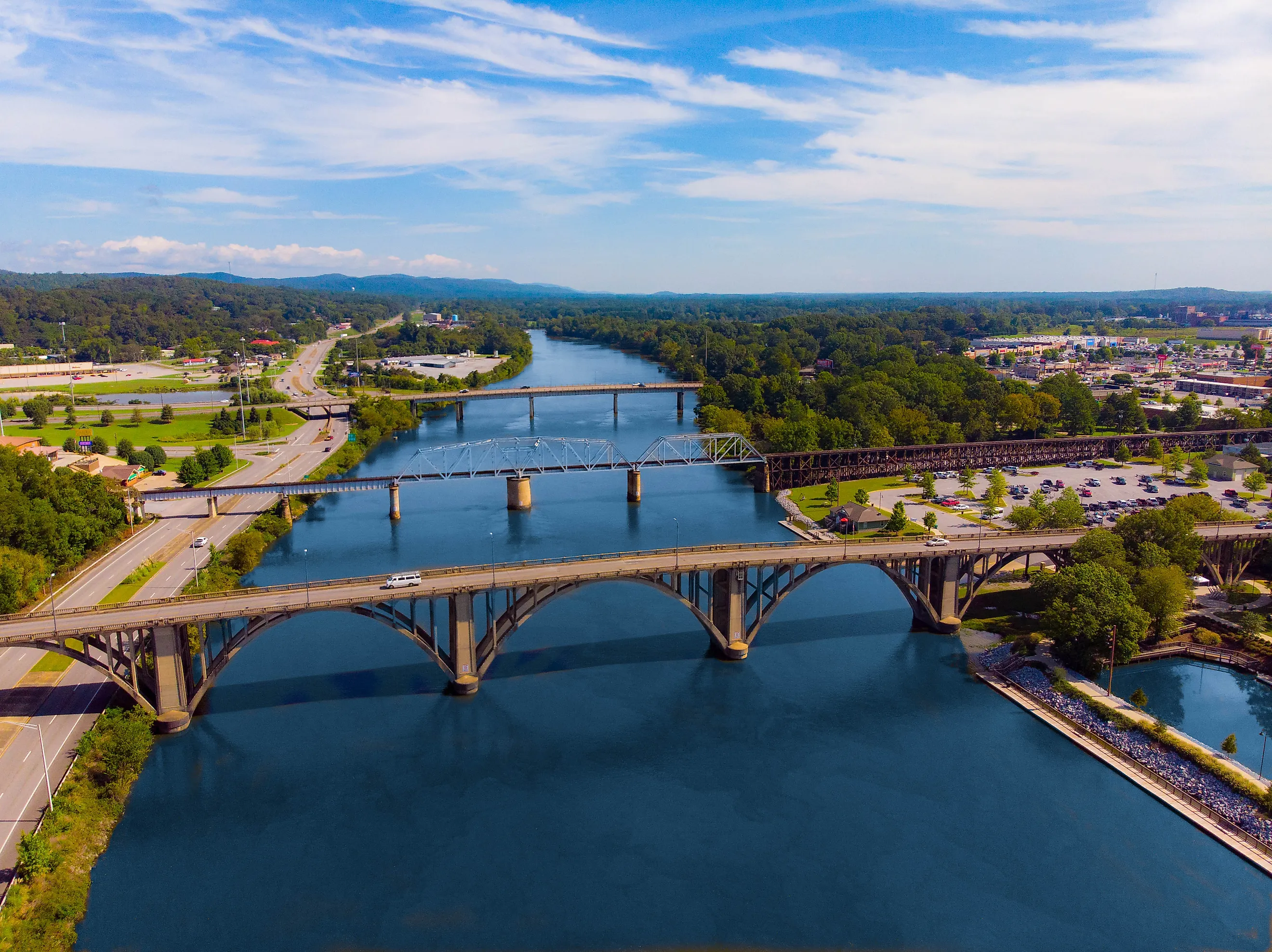 Bridge over the Coosa River in Gadsden, Alabama.