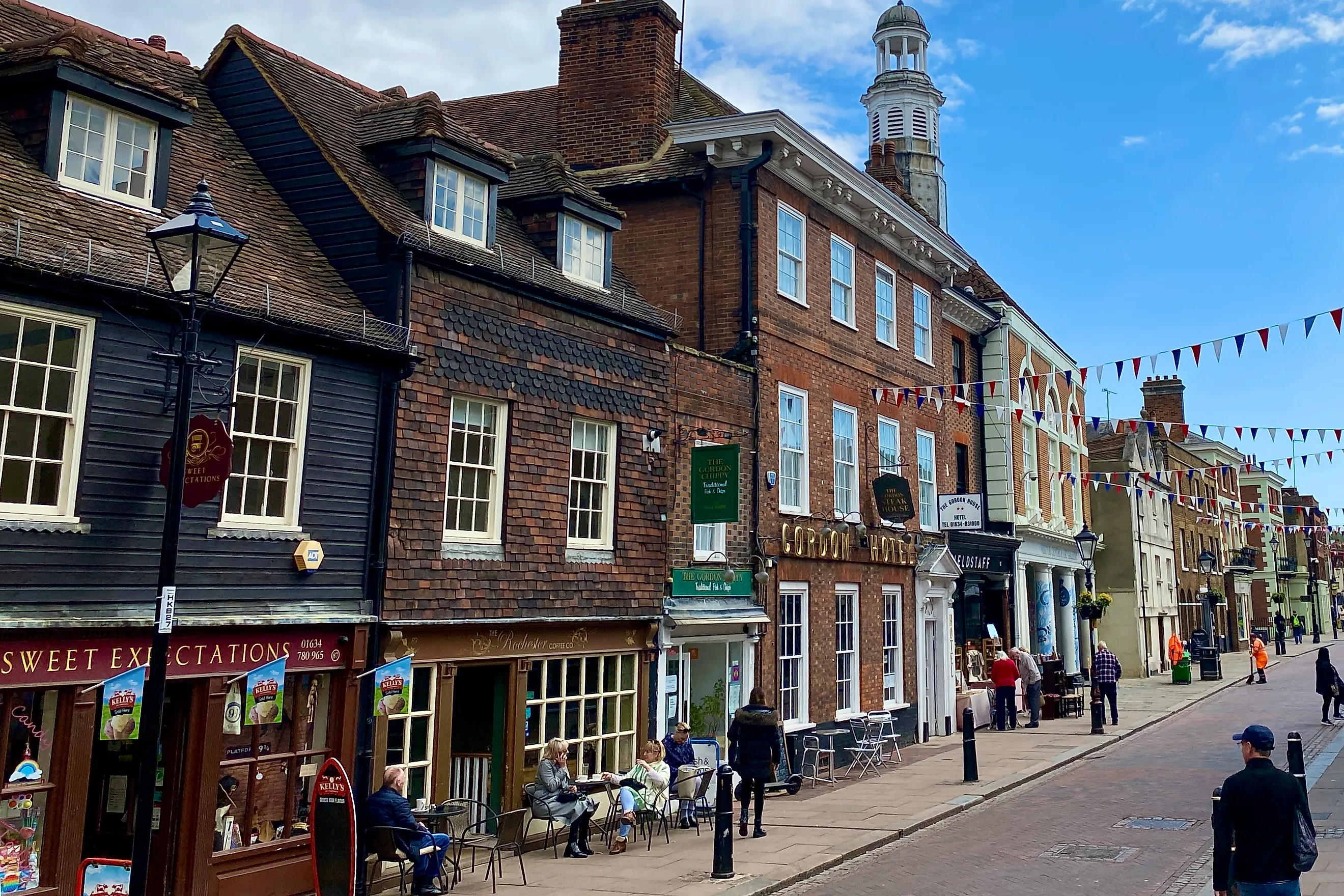 Rochester High Street. Image credit: Bryan Dearsley