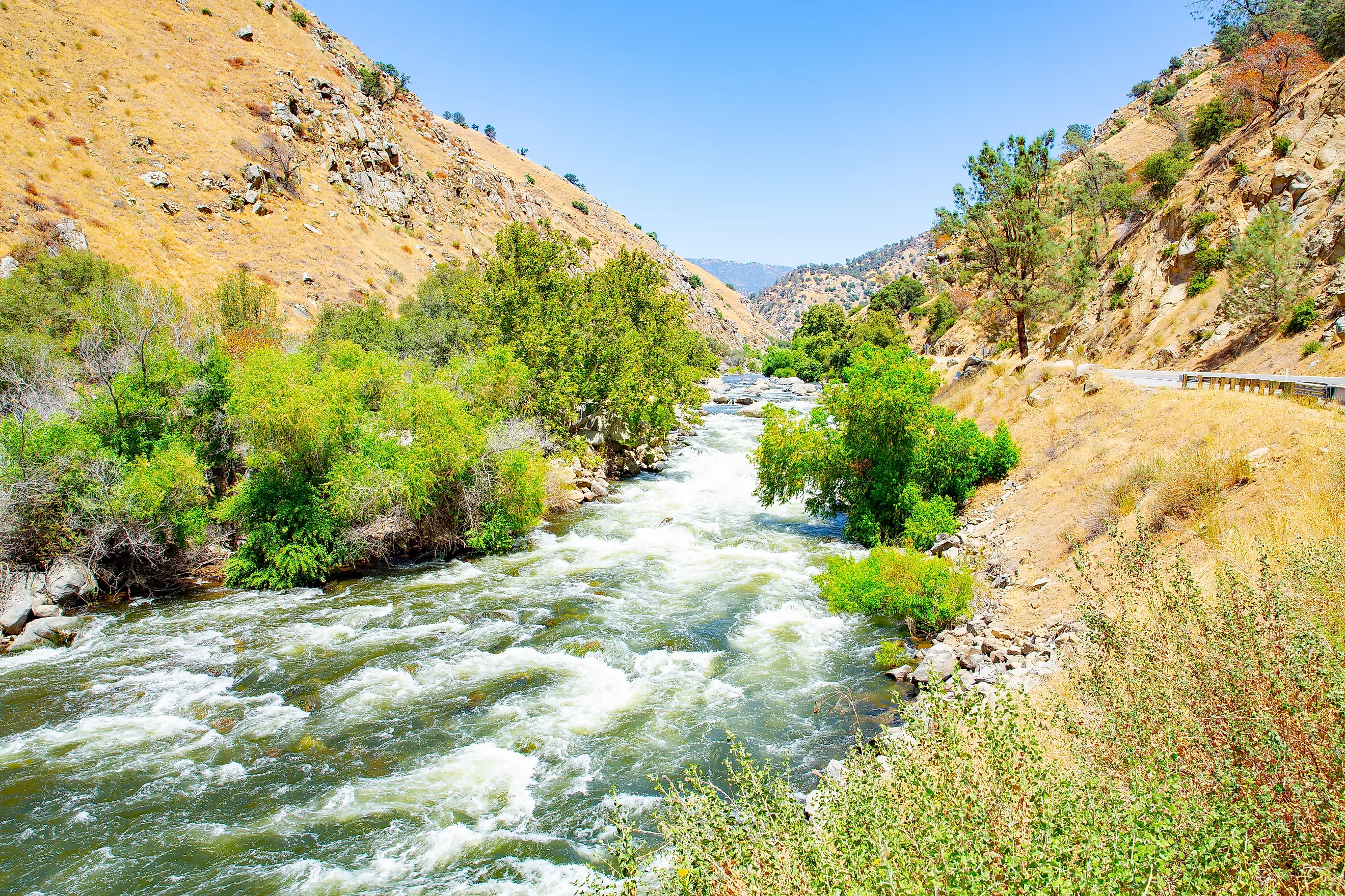 Scenic Kern River in Sequoia National Forest, California. 
