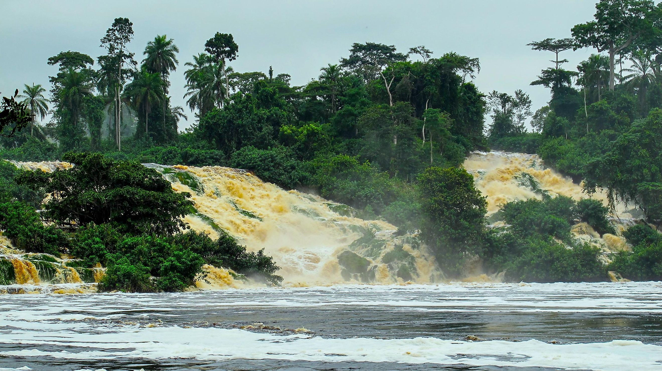 Kongou falls in Gabon on the Ivindo River. Image credit: Photo by Nathalie van Vliet/CIFOR