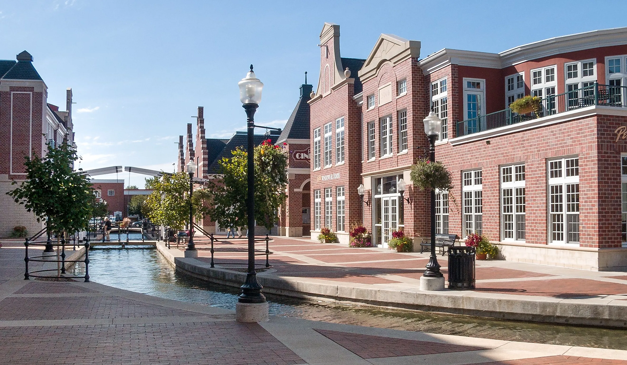 City centre with lift bridge and canal at Dutch village Pella.