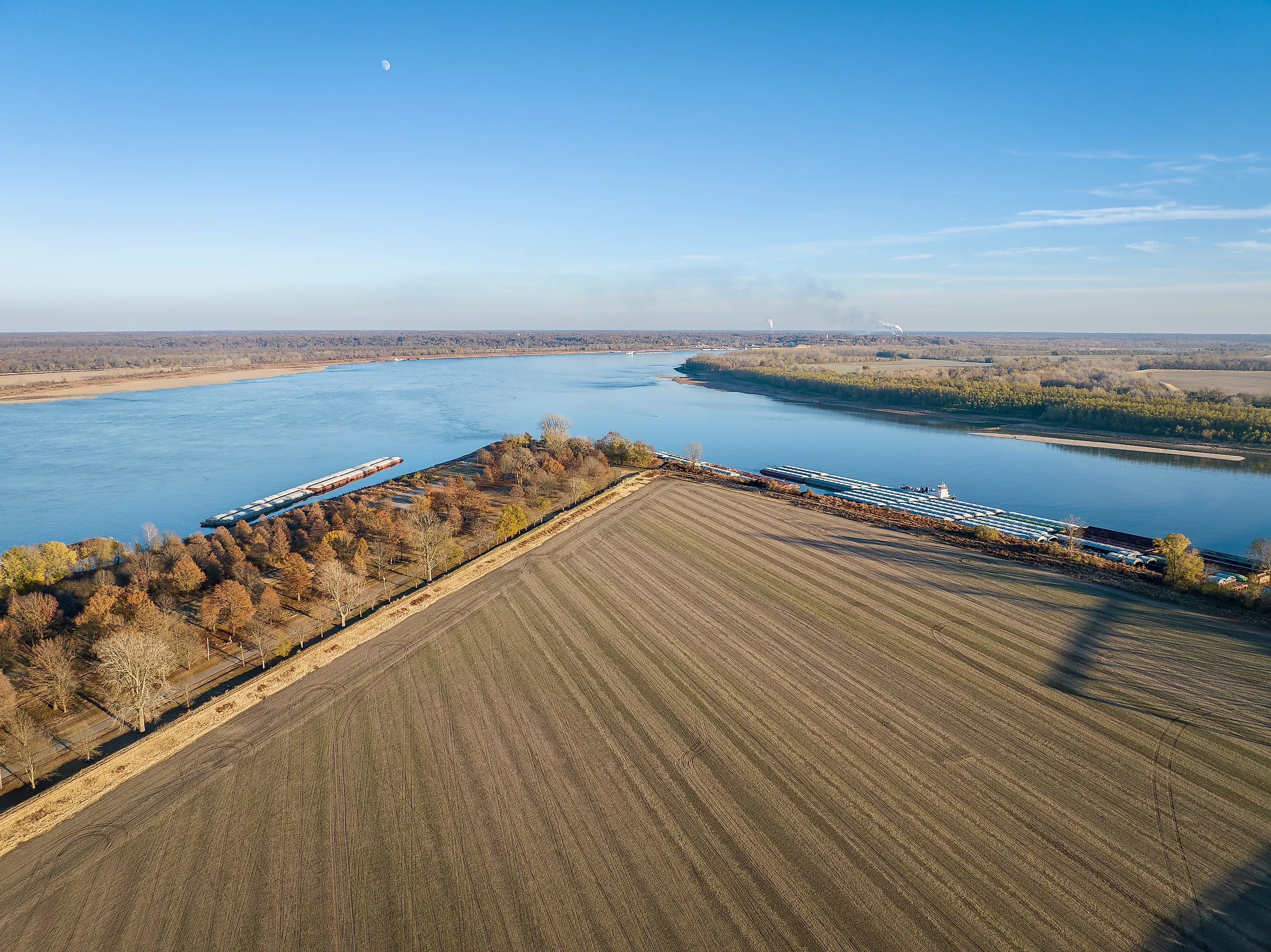 confluence of the Mississippi and Ohio Rivers below Cairo, IL