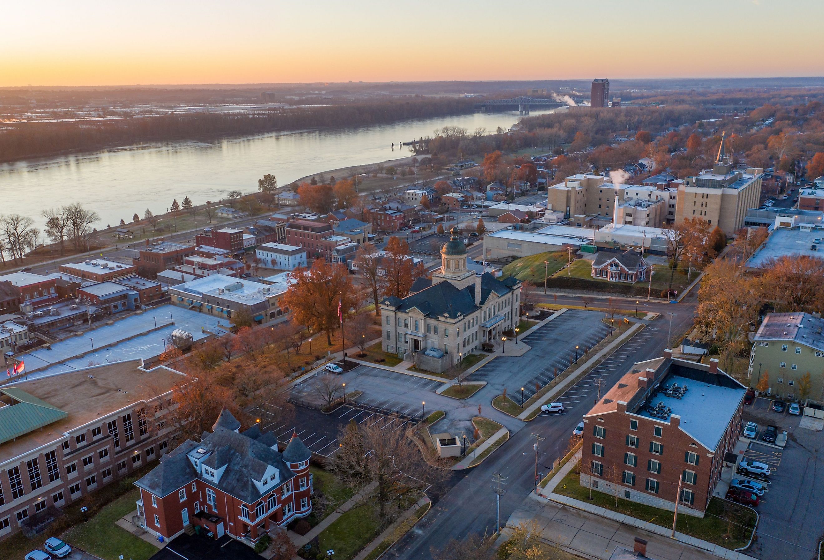 Historic downtown St Charles. Image credit RN Photo Midwest via Shutterstock