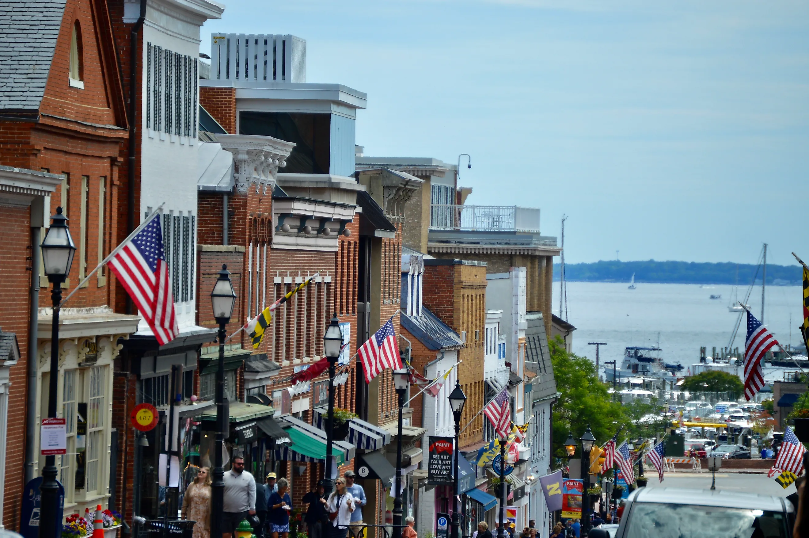 Main Street in Annapolis, Maryland, eastward toward Chesapeake Bay.