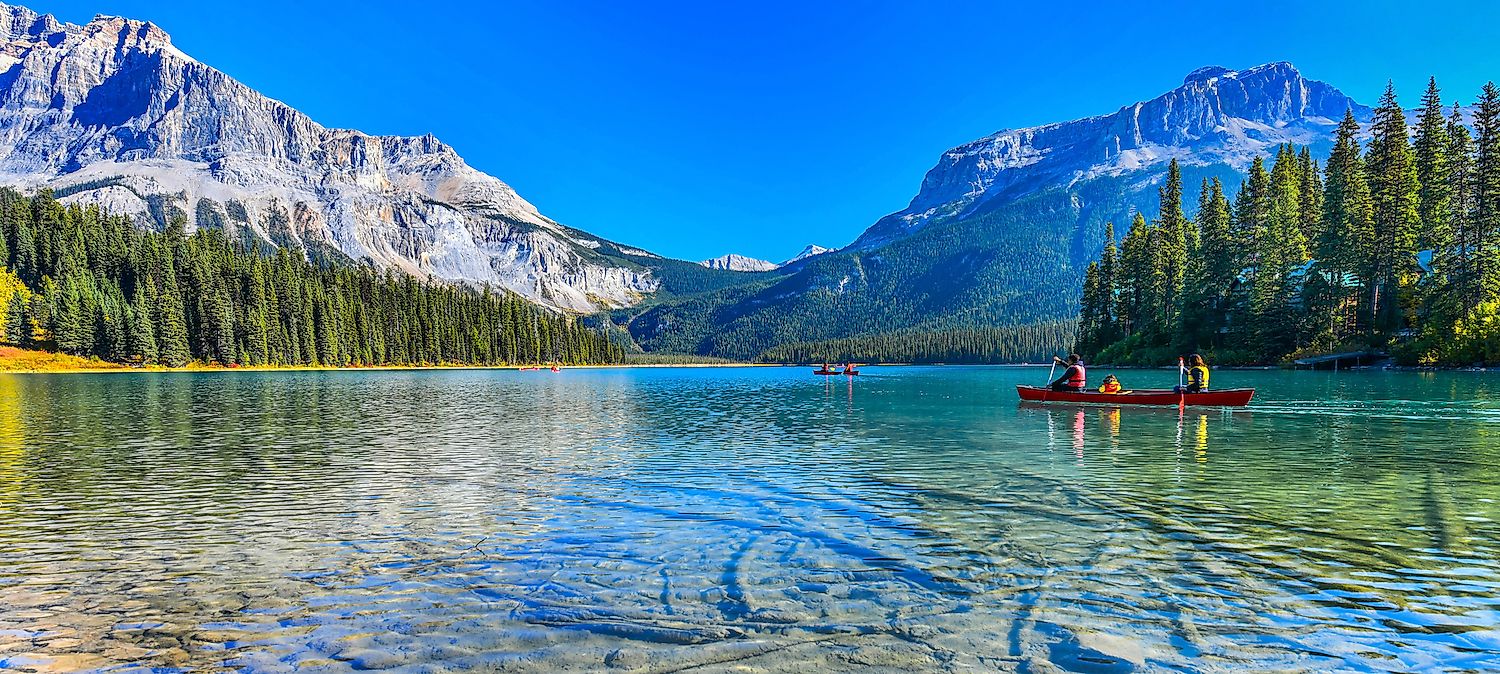 Emerald Lake,Yoho National Park in Canada. Image credit: I viewfinder/Shutterstock.com