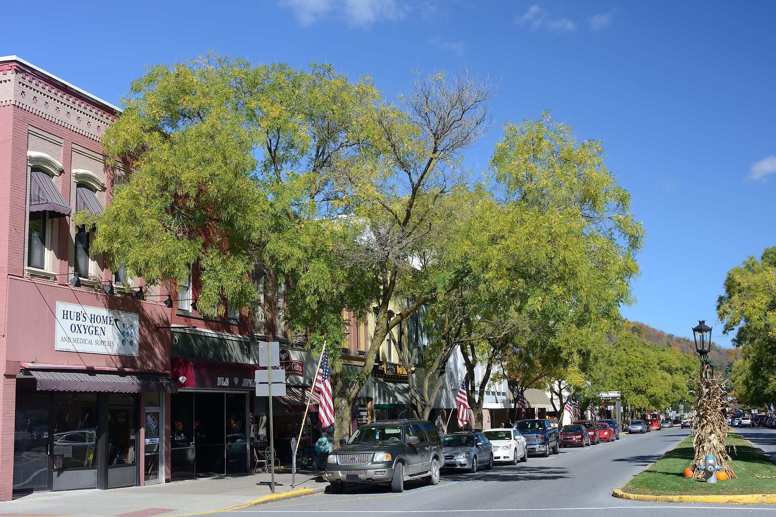 main street of Wellsboro in Pennsylvania via aimintang / iStock.com