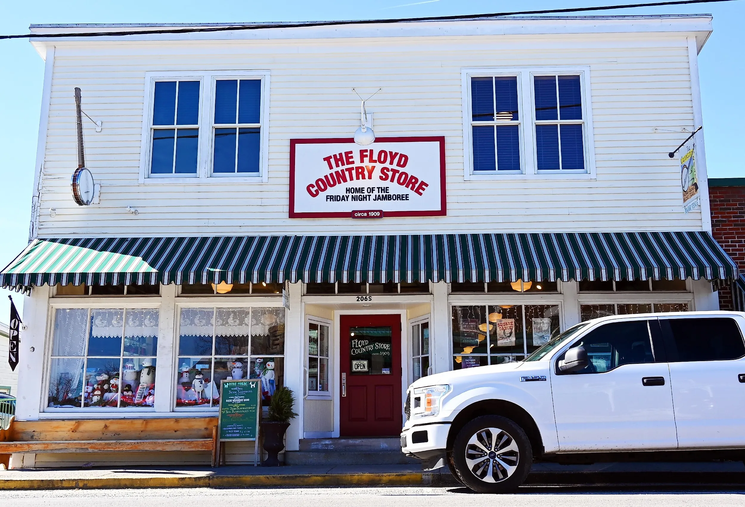 The Floyd Country Store, Virginia. Image by The Old Major via Shutterstock.