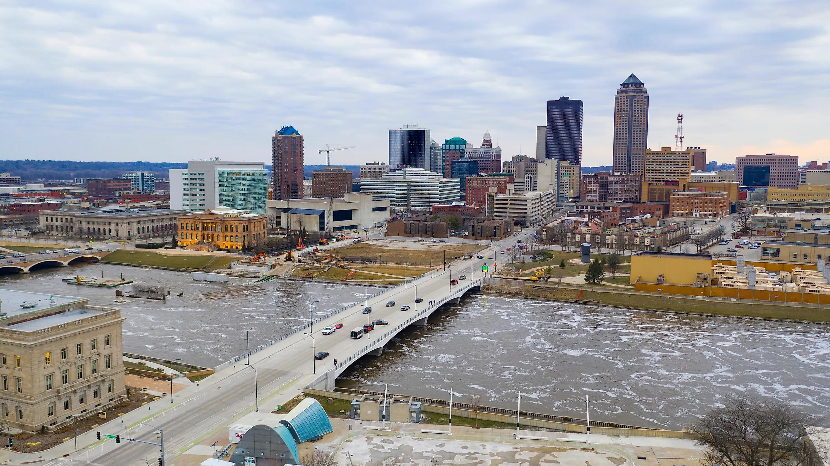 Cedar River in Cedar Rapids, Iowa, on a clear day.