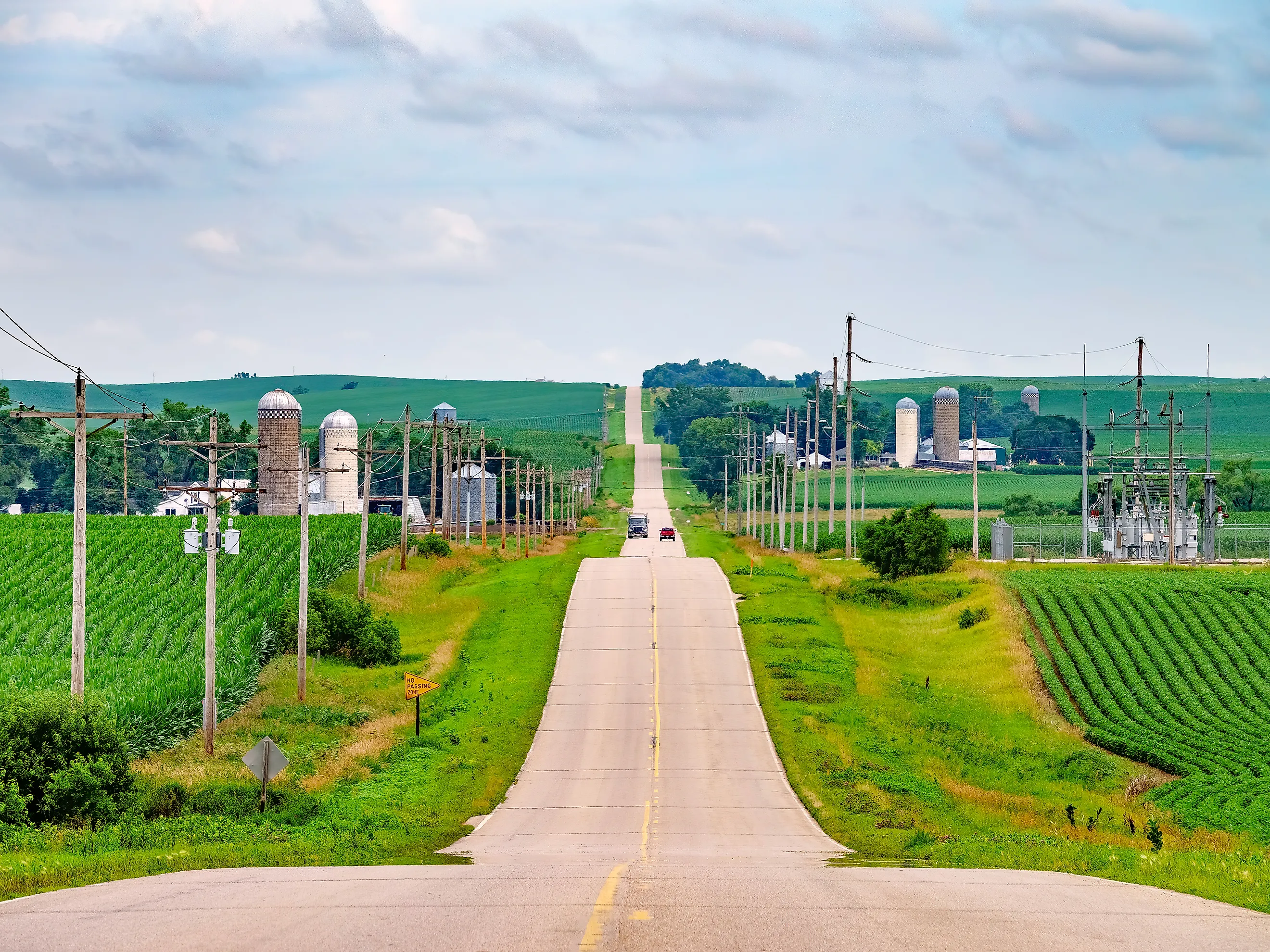 Typical rural farming town in northeastern Nebraska. Credit: Ken Schulze / Shutterstock