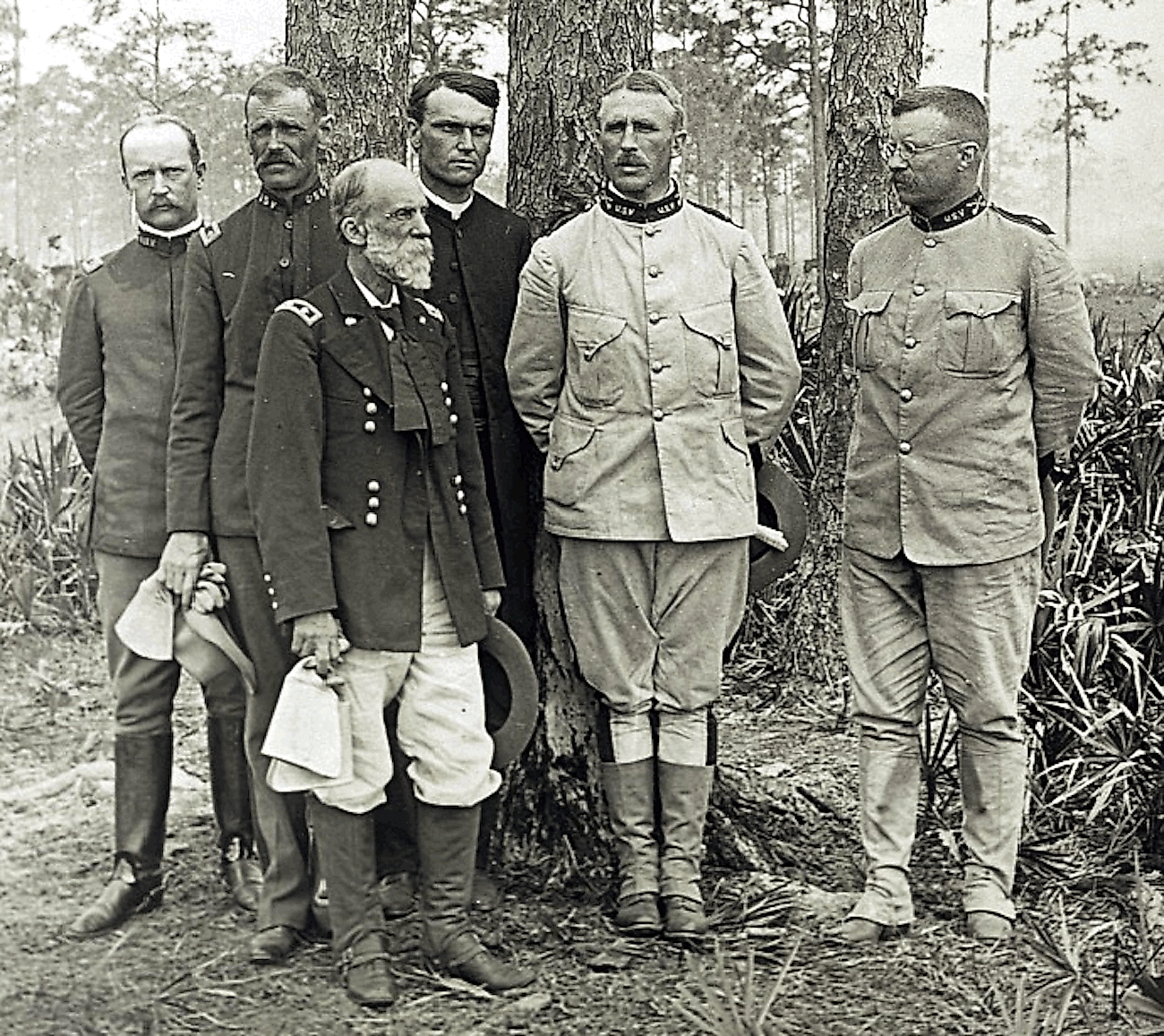 Theodore Roosevelt and officers. Image credit: Underwood & Underwood / Public domain