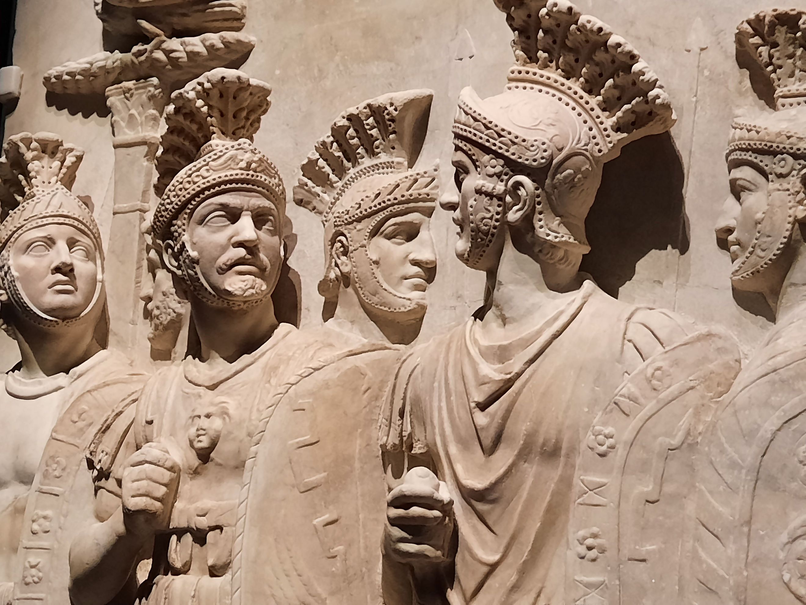 Relief of Soldiers of the Praetorian Guard. (Credit: Jamie Heath, CC BY-SA 2.0 <https://creativecommons.org/licenses/by-sa/2.0>, via Wikimedia Commons)