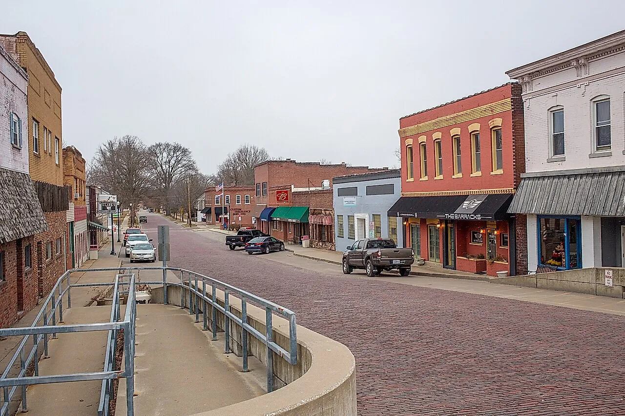 Mississippi Avenue in Crystal City, Missouri. Image credit Paul Sableman, CC BY 2.0, via Wikimedia Commons