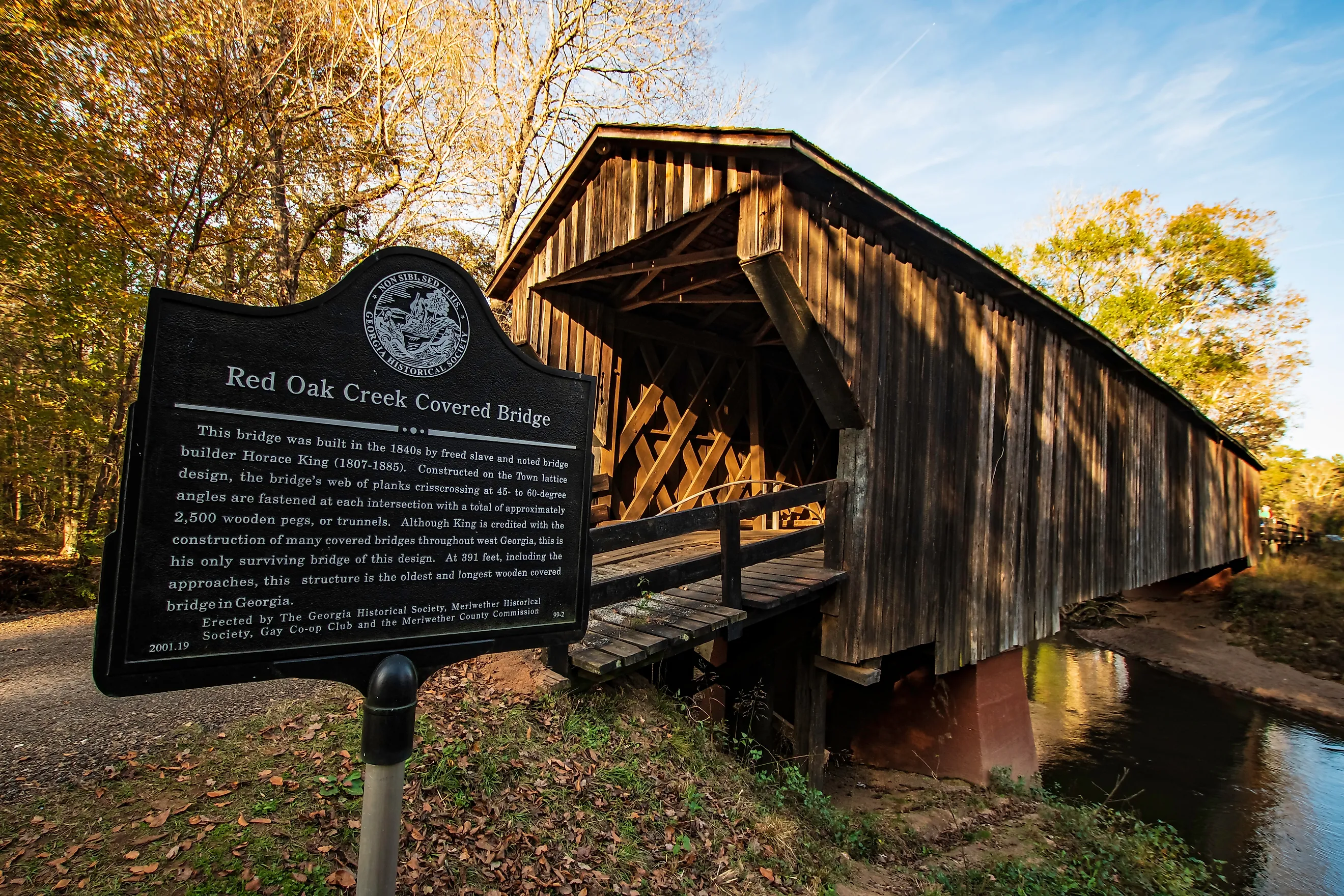 Historic Red Oak Creek Covered Bridge. Image by JNix via Shutterstock. 