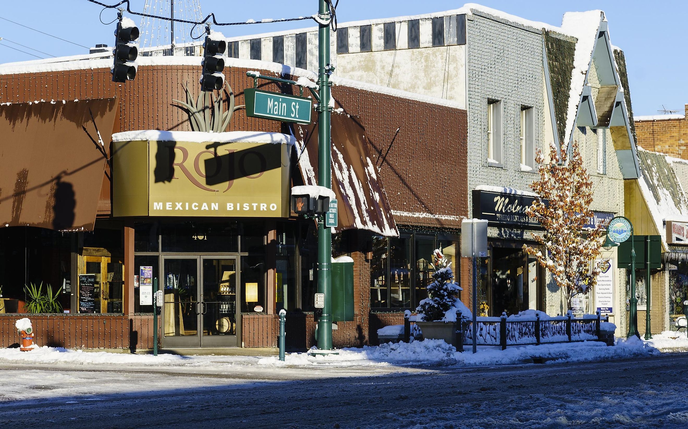 The quaint downtown area of Rochester, Michigan