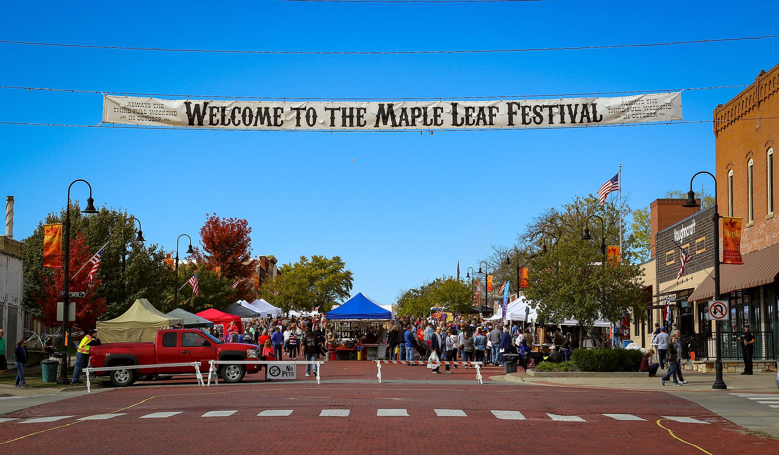 the maple leaf festival in baldwin city kansas