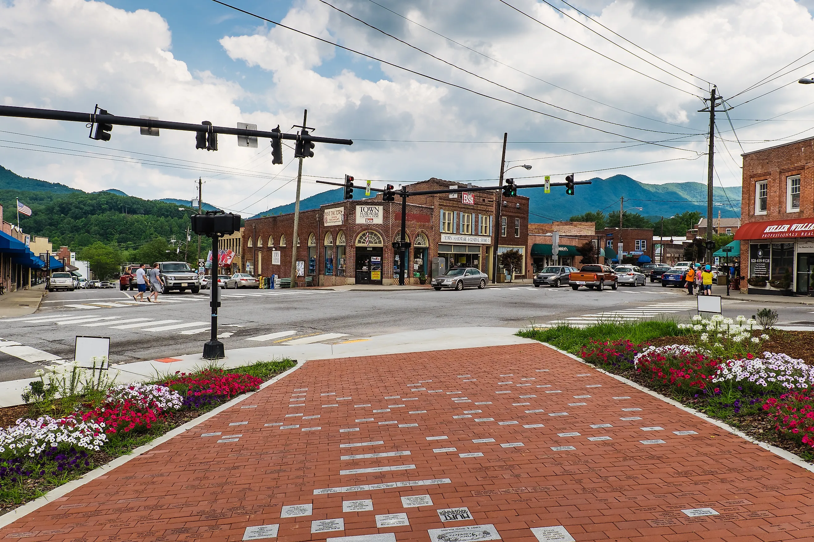 Black Mountain, North Carolina Editorial credit: Derek Olson Photography / Shutterstock.com