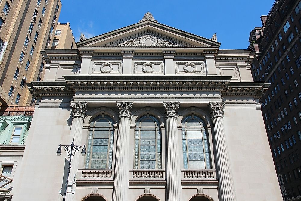 The Congregation Shearith Israel synagogue in New York City is the oldest in the United States.