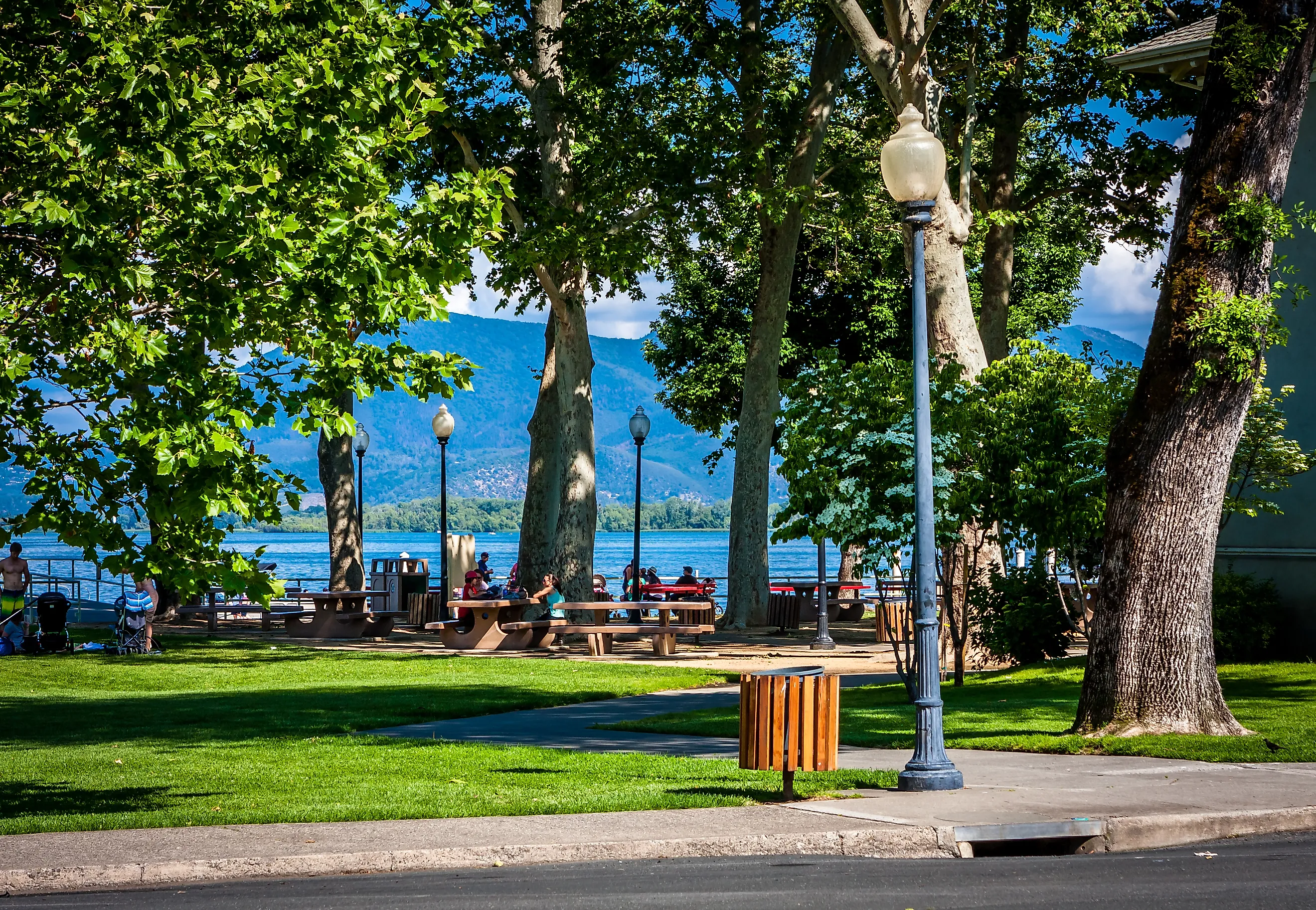 Town of Lakeport by Clear Lake. Image credit: Aneta Waberska via Shutterstock.