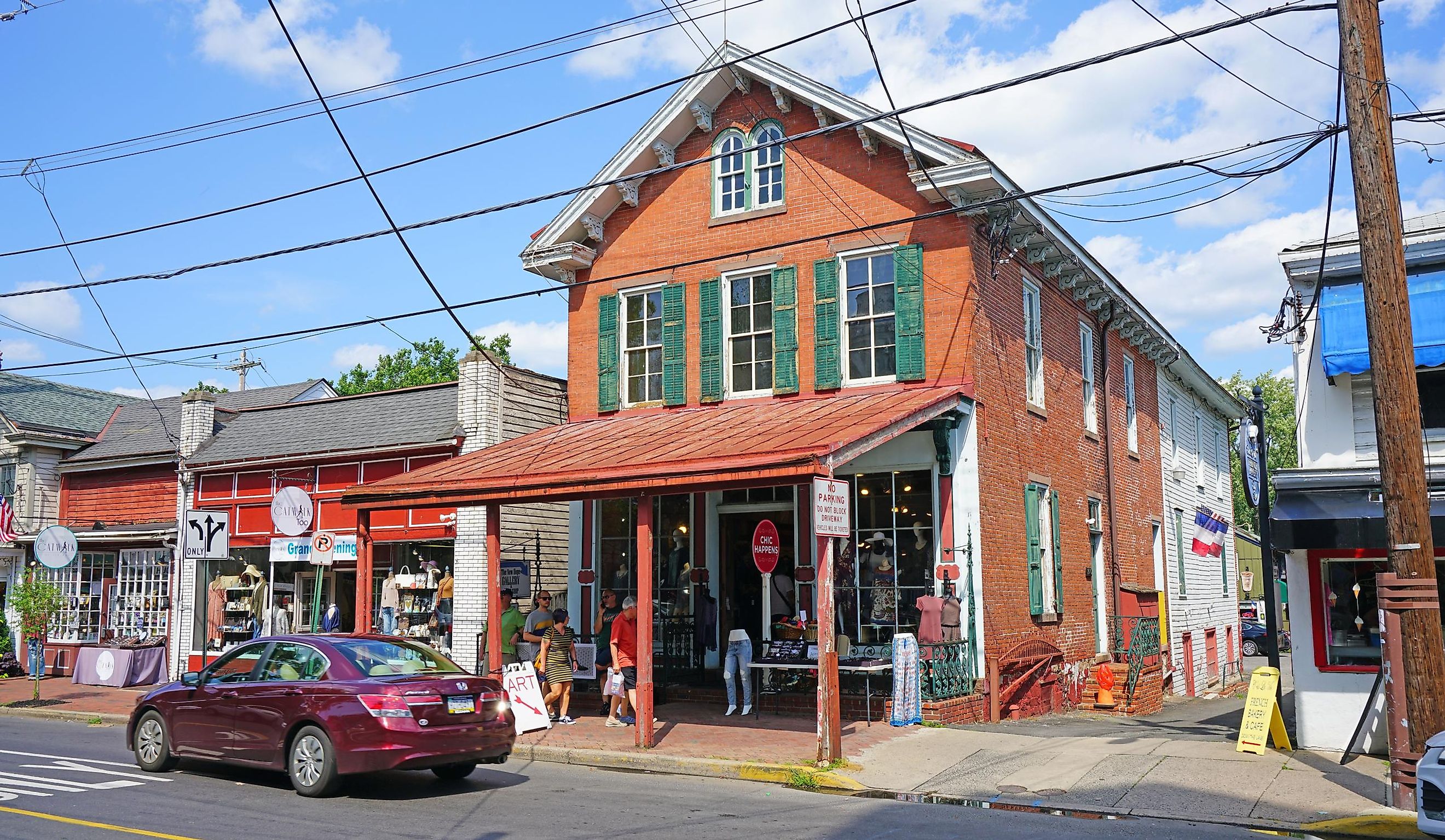 Historic New Hope, Pennsylvania, across the Delaware River from Lambertville, NJ. Editorial credit: EQRoy / Shutterstock.com