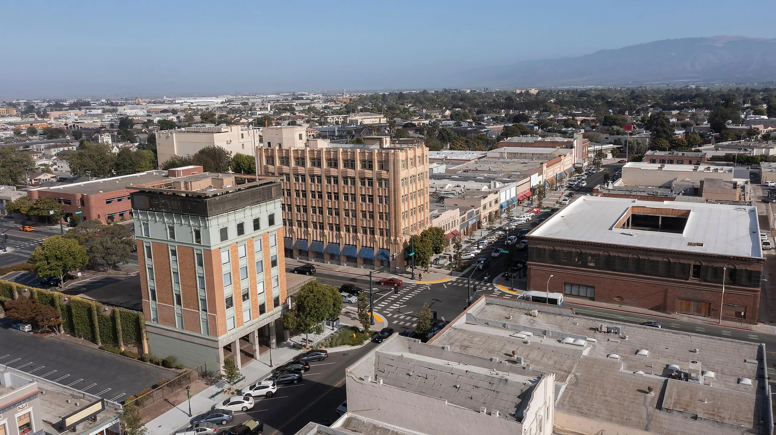 city center in salinas california