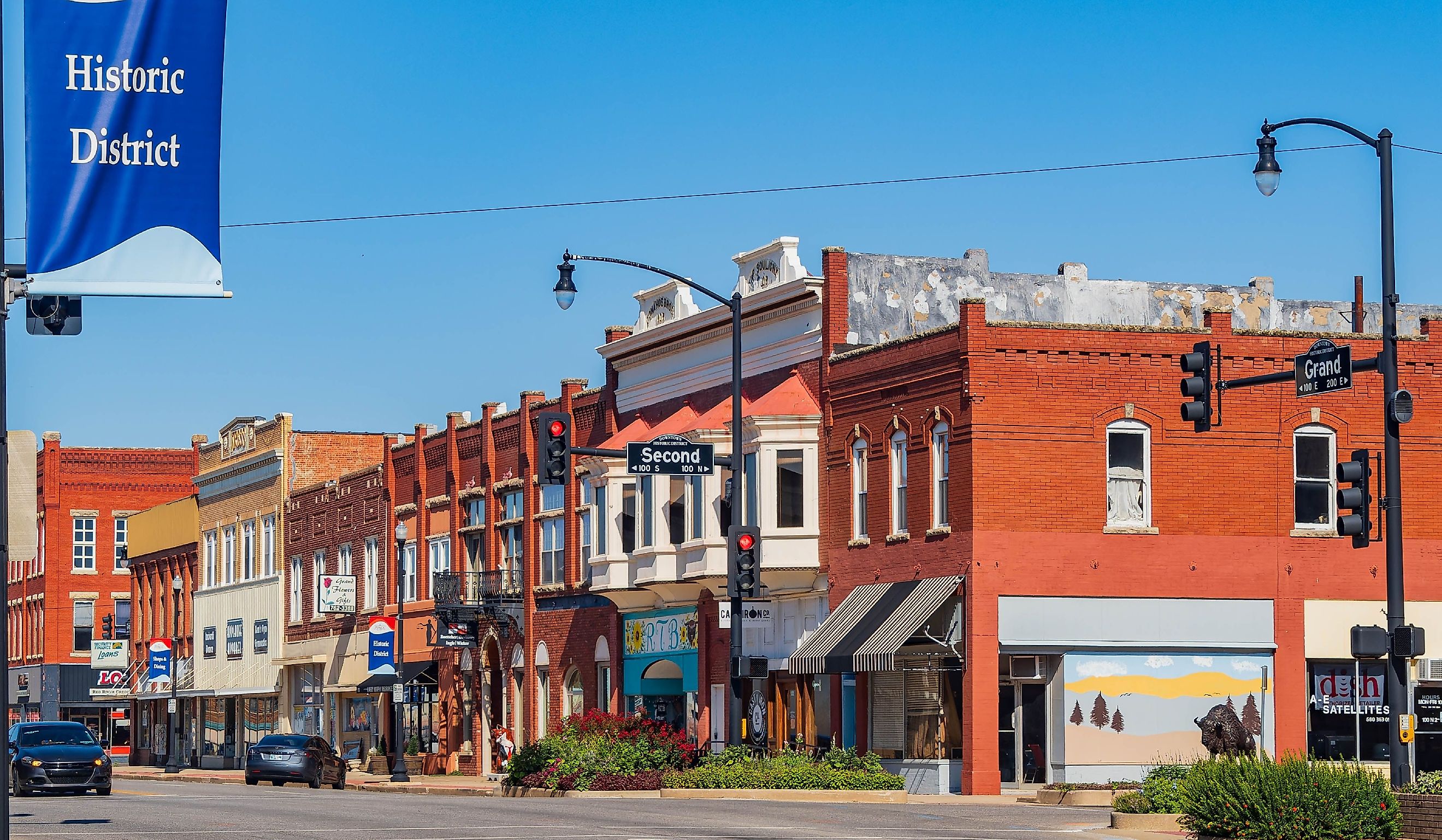 A sunny view of the Ponca City cityscape. Editorial credit: Kit Leong / Shutterstock.com.