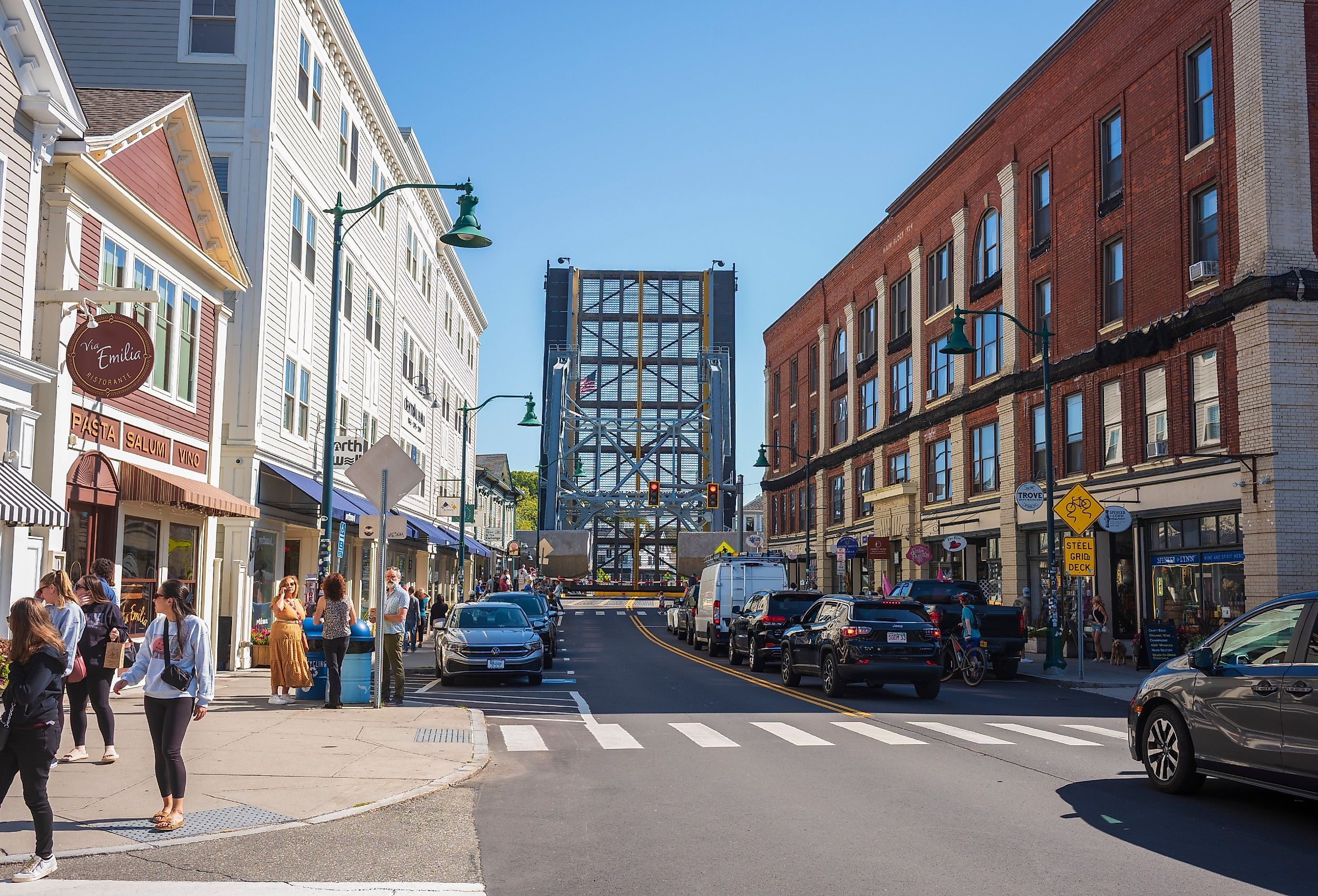 Historic downtown street in Mystic, Connecticut. Image credit JWCohen via Shutterstock