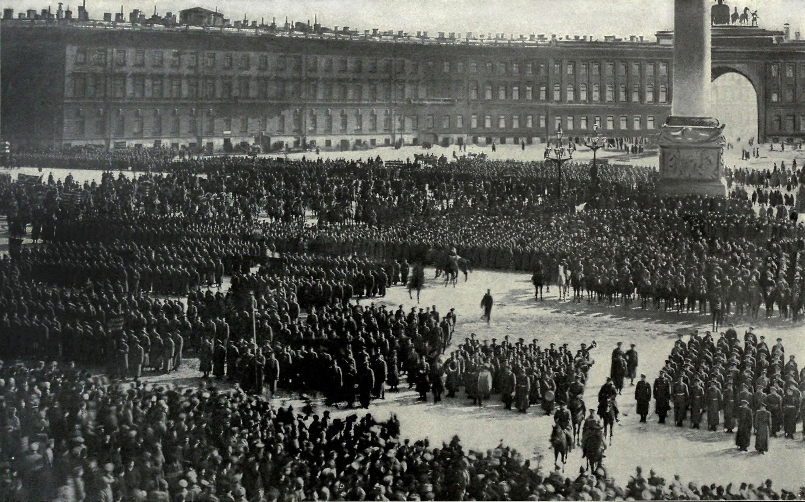 The Russian Army taking the oath of allegiance to the October Revolution.
