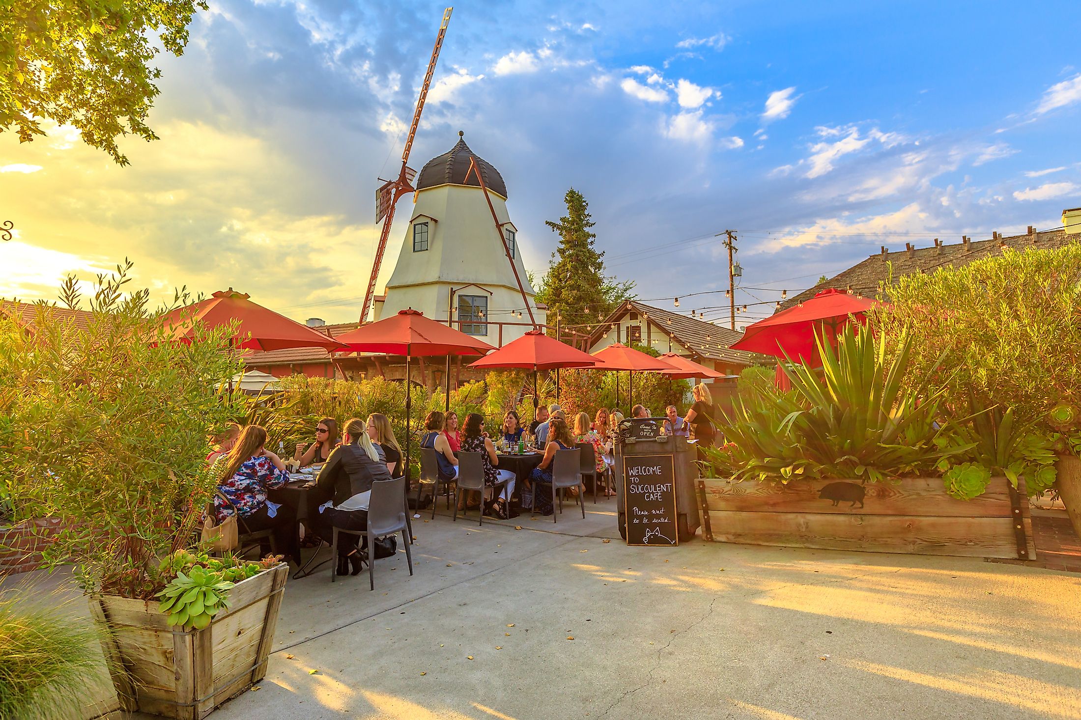 A coffee shop in Solvang, California. Editorial credit: Benny Marty / Shutterstock.com