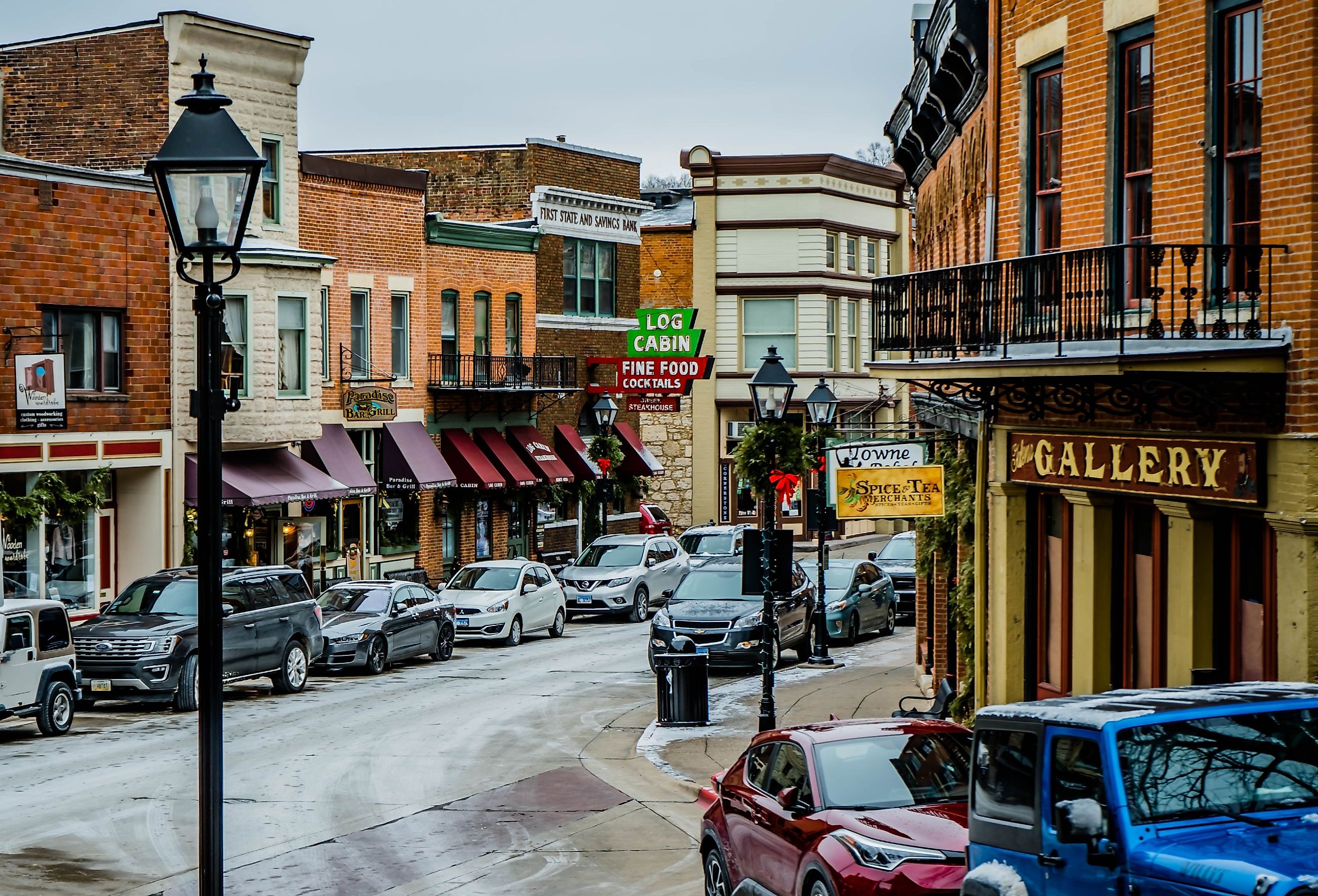 Downtown of Galena Illinois, with Christmas decorations. Image credit StelsONe via Shutterstock