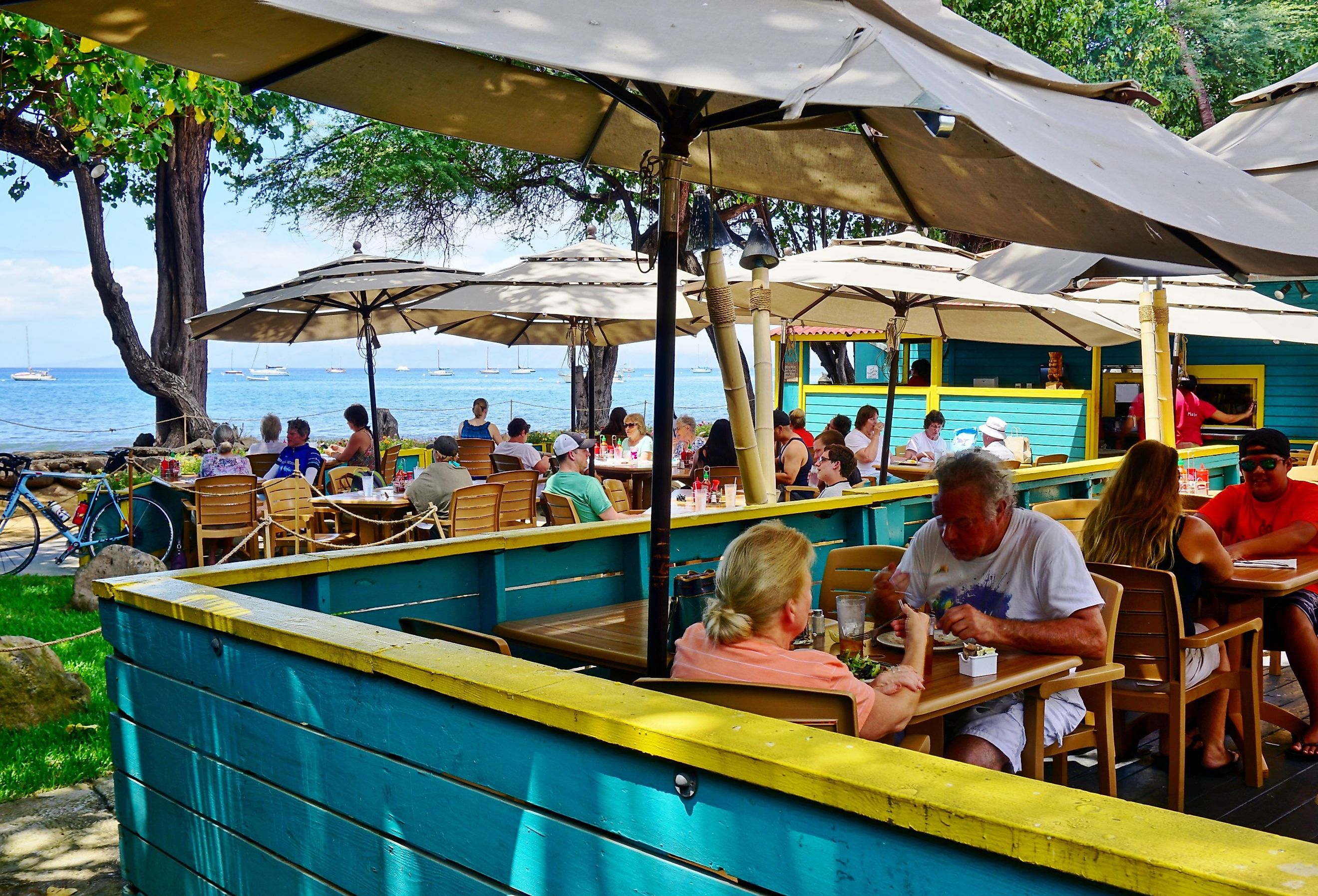 Aloha Mixed Plate is a popular beachside barbecue restaurant in Lahaina, on Maui. Image credit EQRoy via Shutterstock