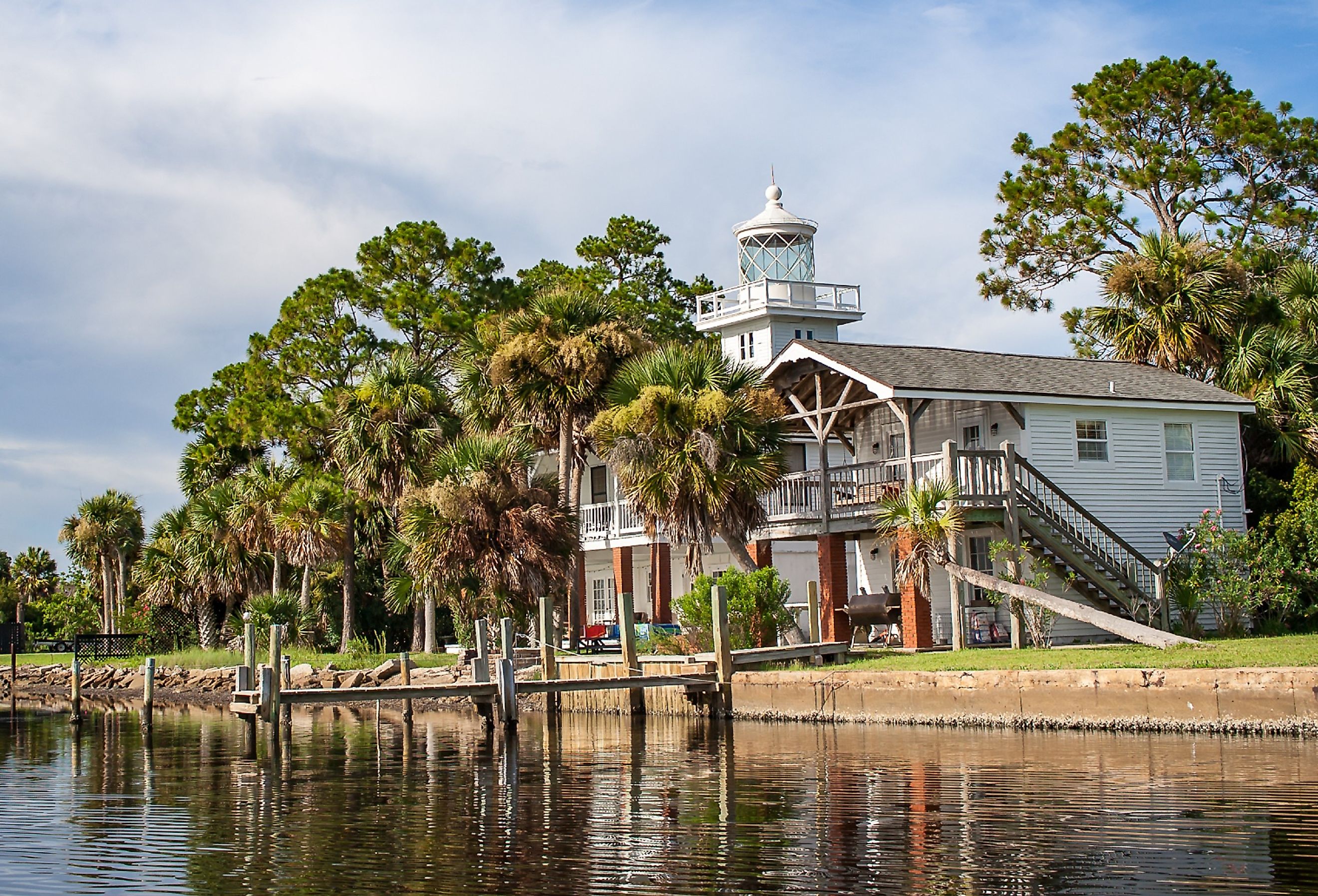 St. Joseph Point Lighthouse from the bay. Image credit Stephanie A Sellers via Shutterstock