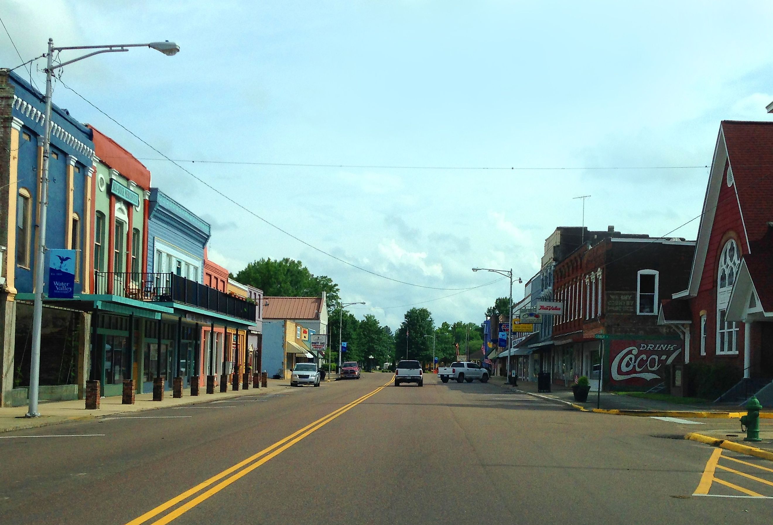 Main street in the town of Water Valley, Mississippi. Image credit Fredlyfish4 - Own work, CC BY-SA 4.0, Wikimedia Commons