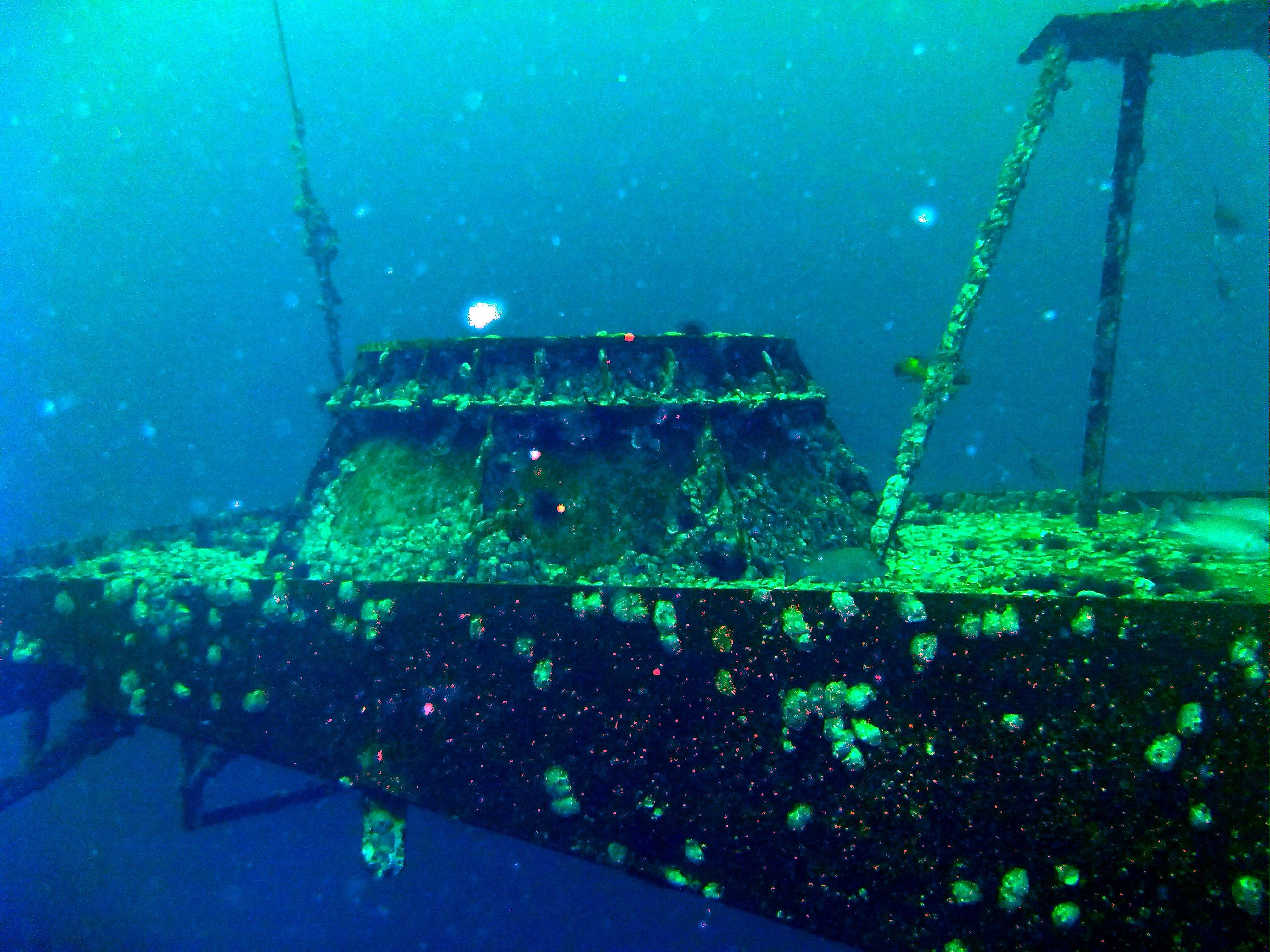 Top of the conning tower of the USS Oriskany at about 80fsw.