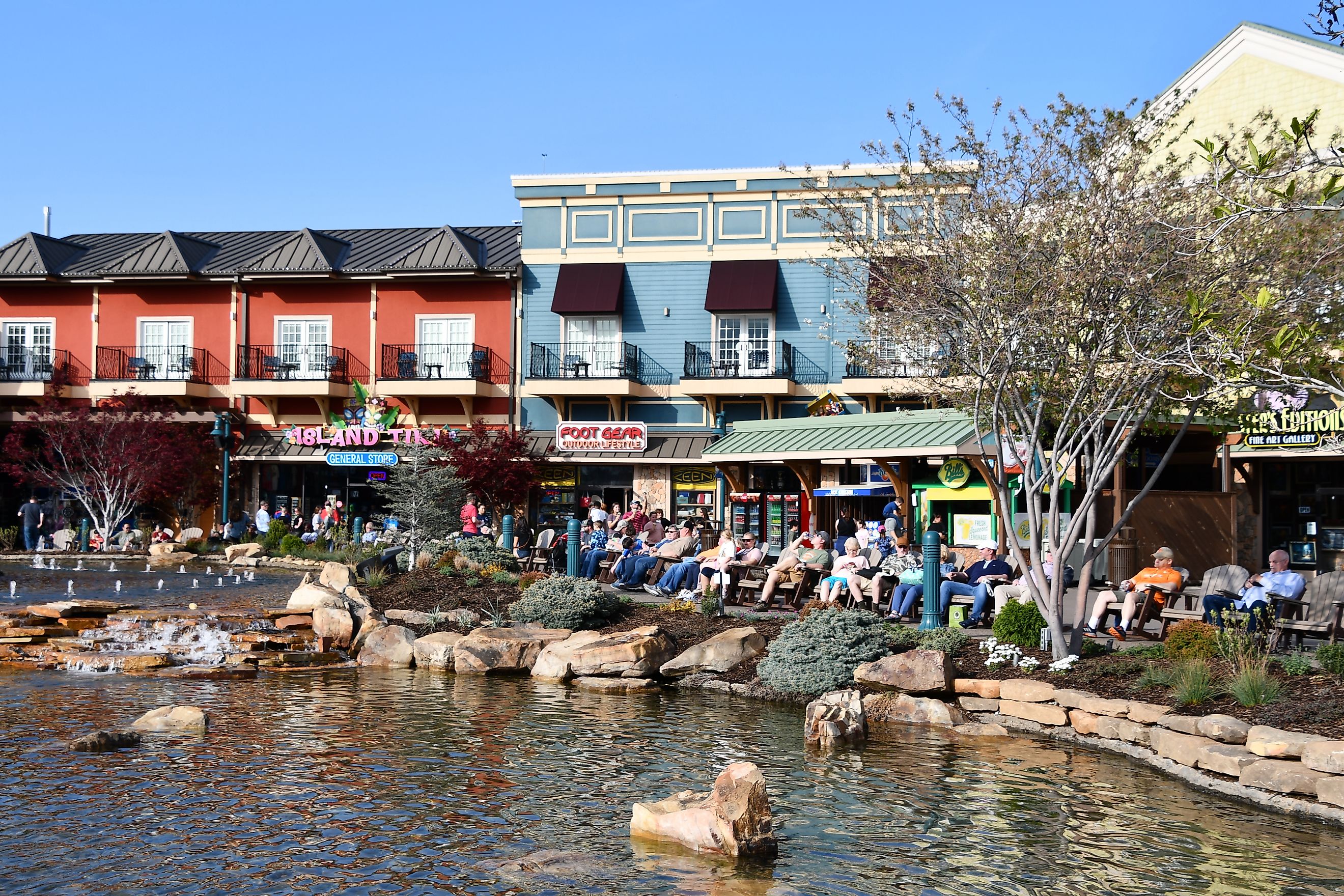 Pigeon Forge, Tennessee. Editorial credit: Ritu Manoj Jethani / Shutterstock.com